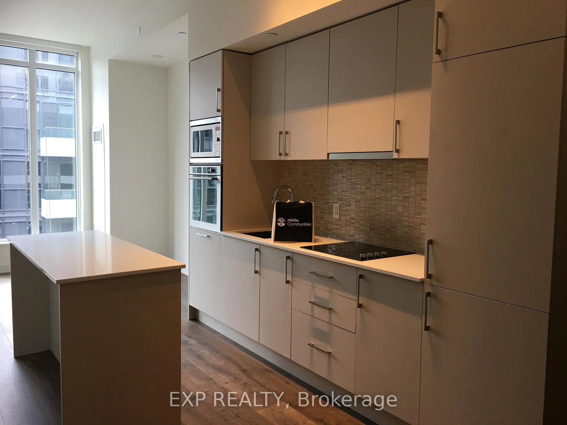 Photo 2 of Unit 822E, 576 Front Street W, Toronto, Waterfront Communities — HOMEH