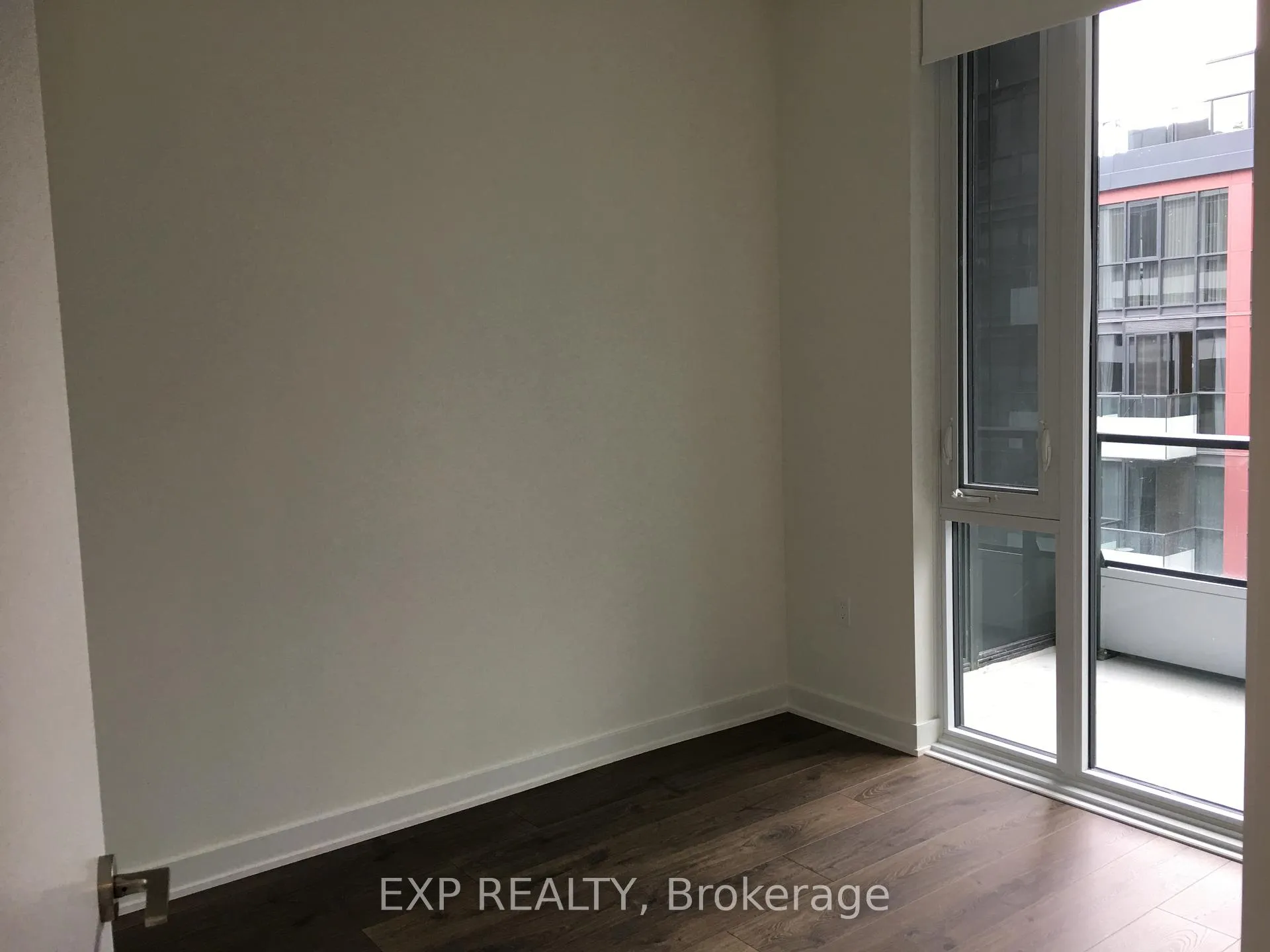 Photo 4 of Unit 822E, 576 Front Street W, Toronto, Waterfront Communities — HOMEH