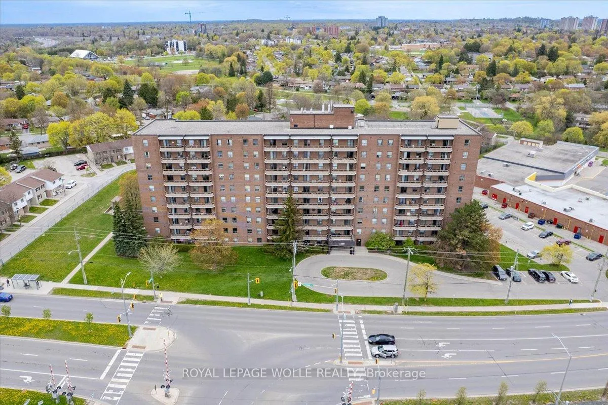Front of Unit 407, 1100 Courtland Avenue E