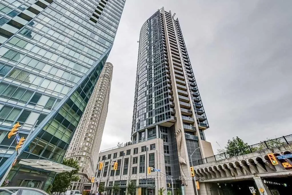 Photo 2 of Unit 2603, 1 The Esplanade, Toronto, Waterfront Communities — HOMEH