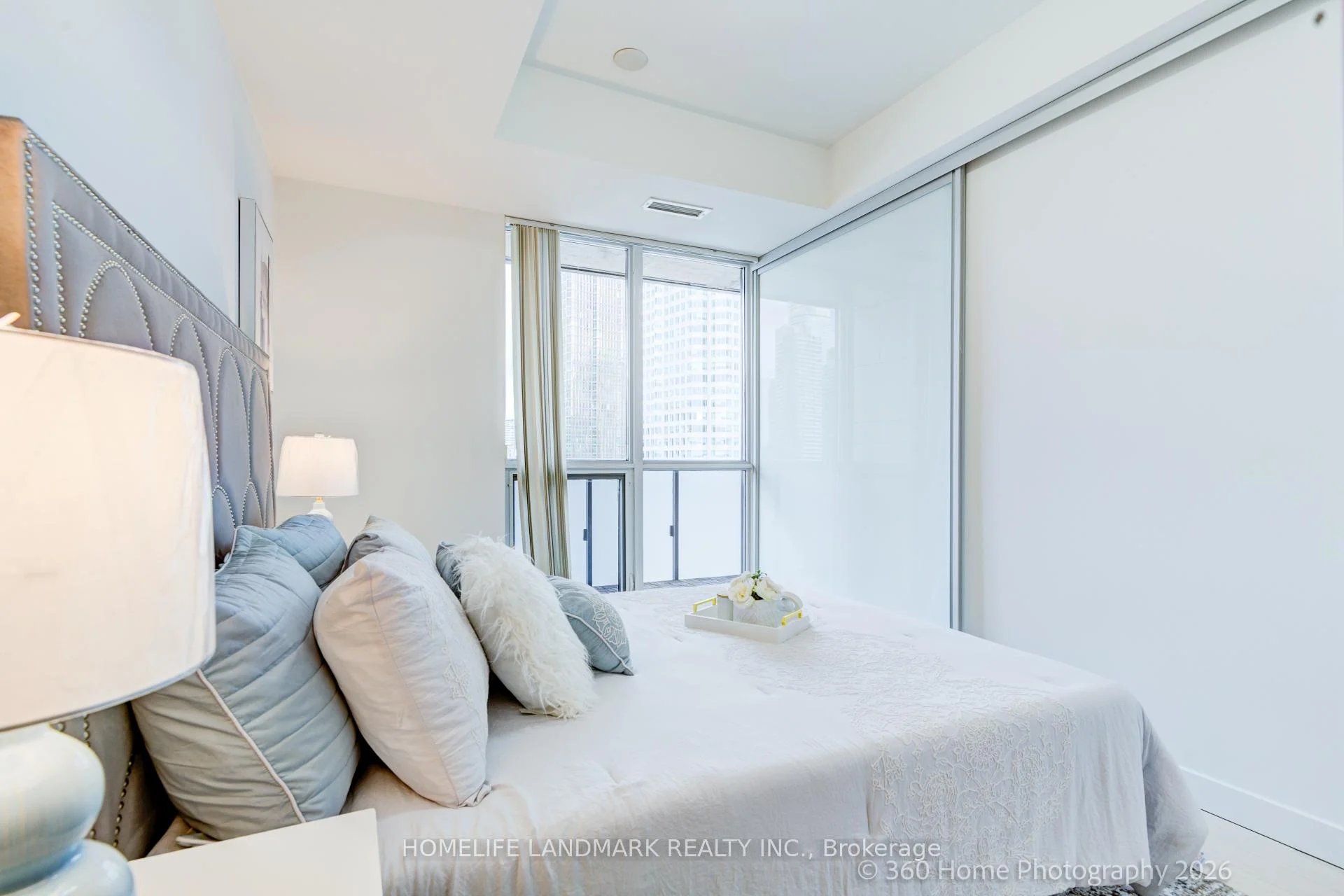 Photo 18 of Unit 2603, 1 The Esplanade, Toronto, Waterfront Communities — HOMEH