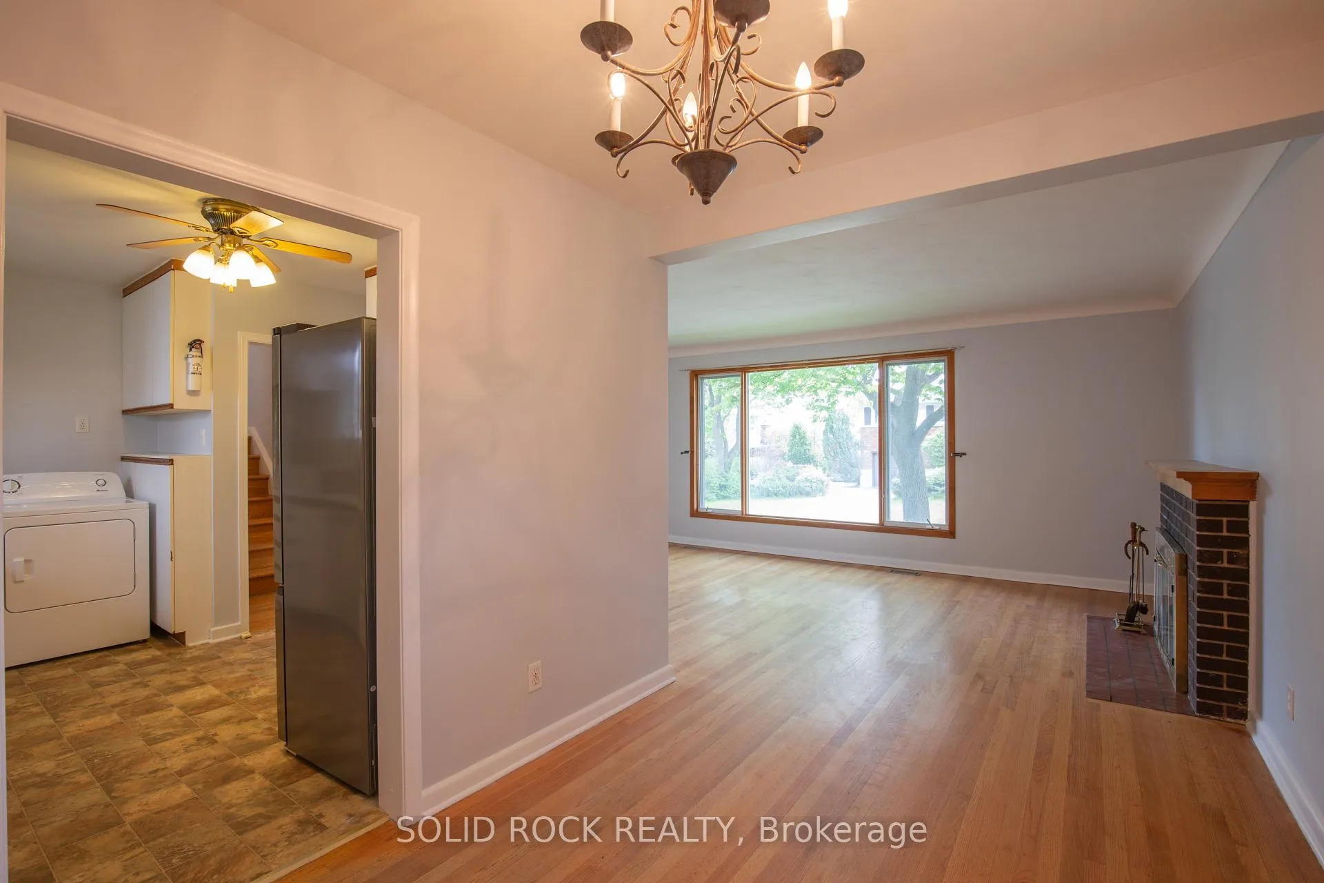 Photo 8 of Unit unit 1, 2763 Kelly Avenue, Ottawa, Queensway Terrace North — HOMEH