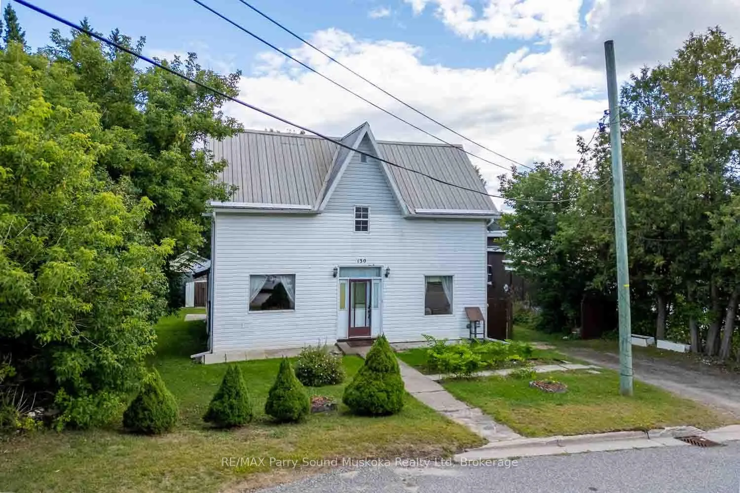 Photo 1 of 130 Queen Street, Burk's Falls — HOMEH