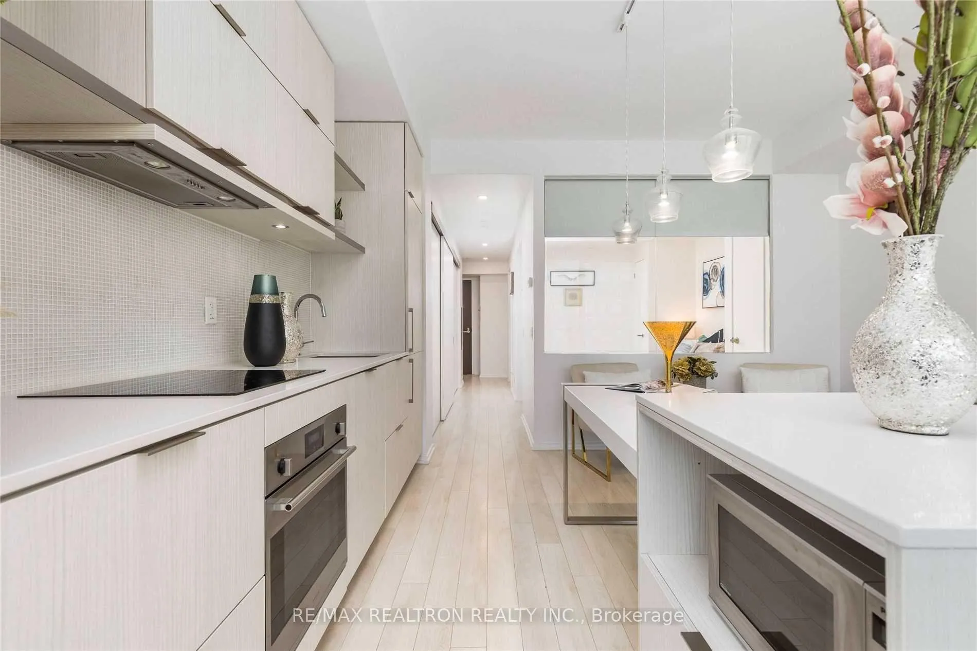 Photo 12 of Unit 1603, 197 Yonge Street, Toronto, Church-Yonge Corridor — HOMEH