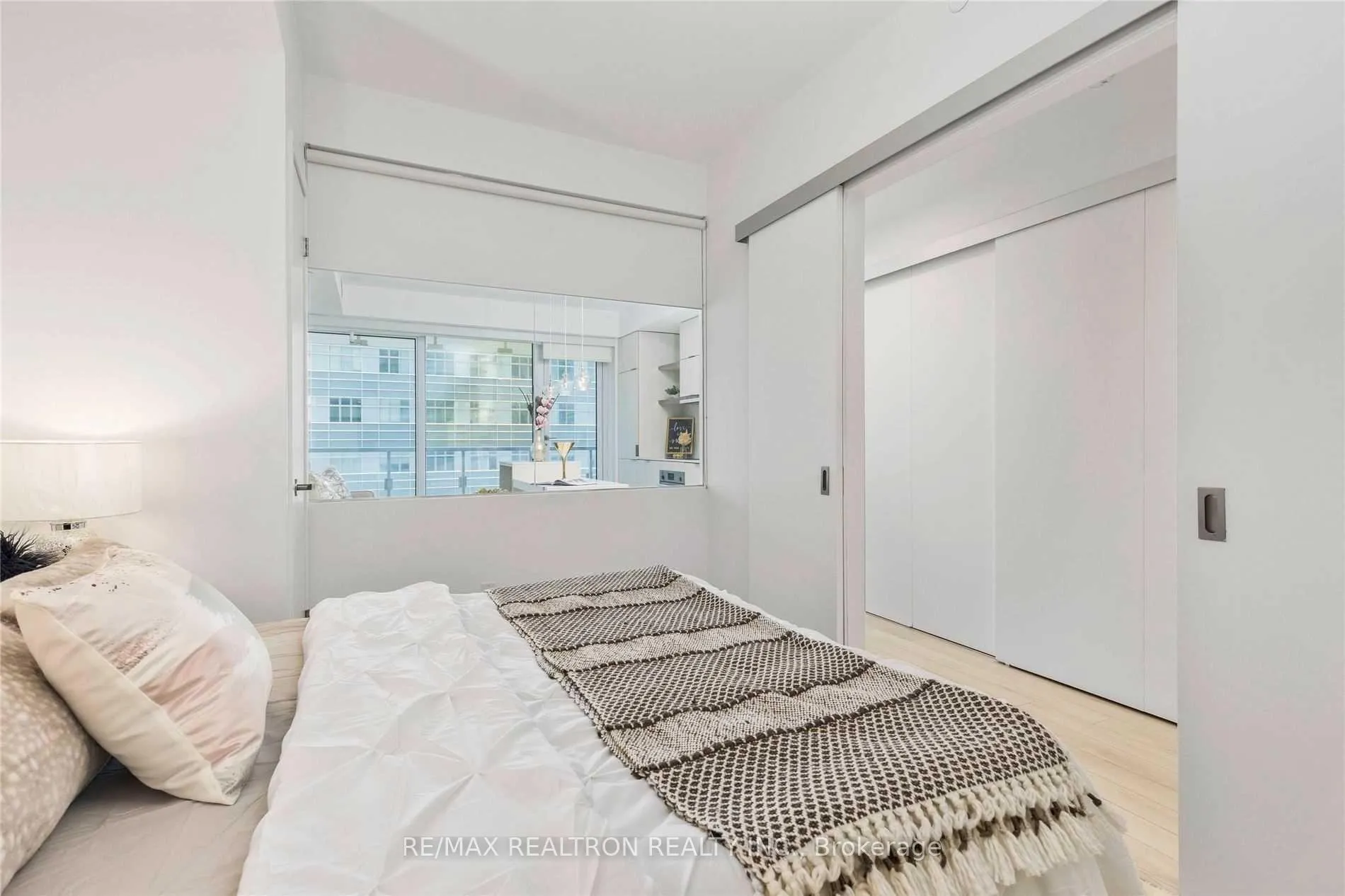 Photo 18 of Unit 1603, 197 Yonge Street, Toronto, Church-Yonge Corridor — HOMEH