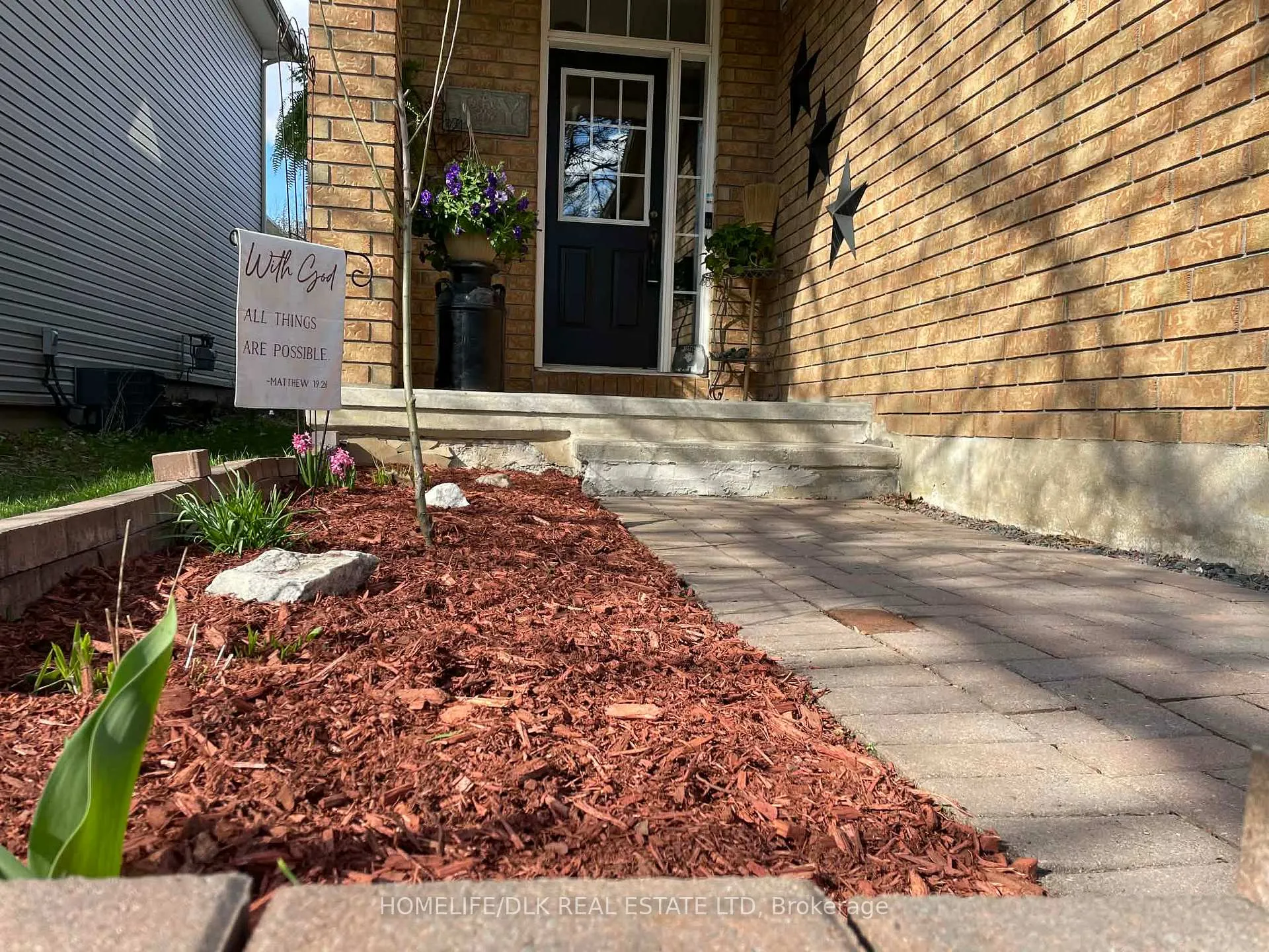 Photo 3 of 59 Saddlesmith Circle, Ottawa, Kanata - Emerald Meadows/Trailwest — HOMEH