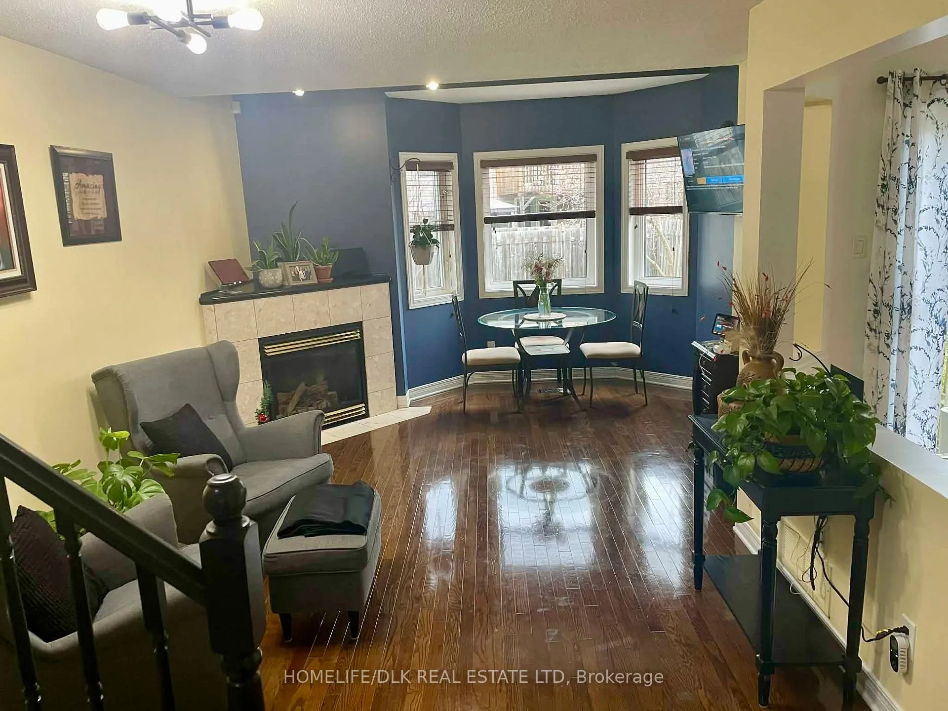 Photo 9 of 59 Saddlesmith Circle, Ottawa, Kanata - Emerald Meadows/Trailwest — HOMEH