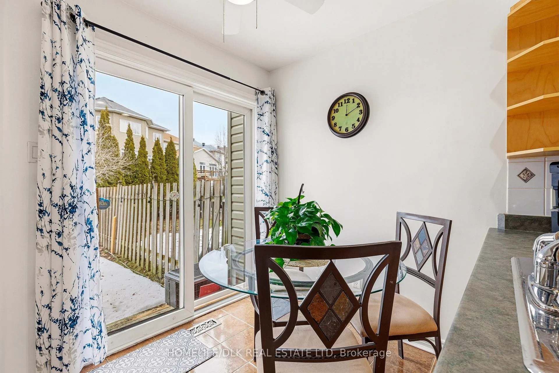 Photo 14 of 59 Saddlesmith Circle, Ottawa, Kanata - Emerald Meadows/Trailwest — HOMEH