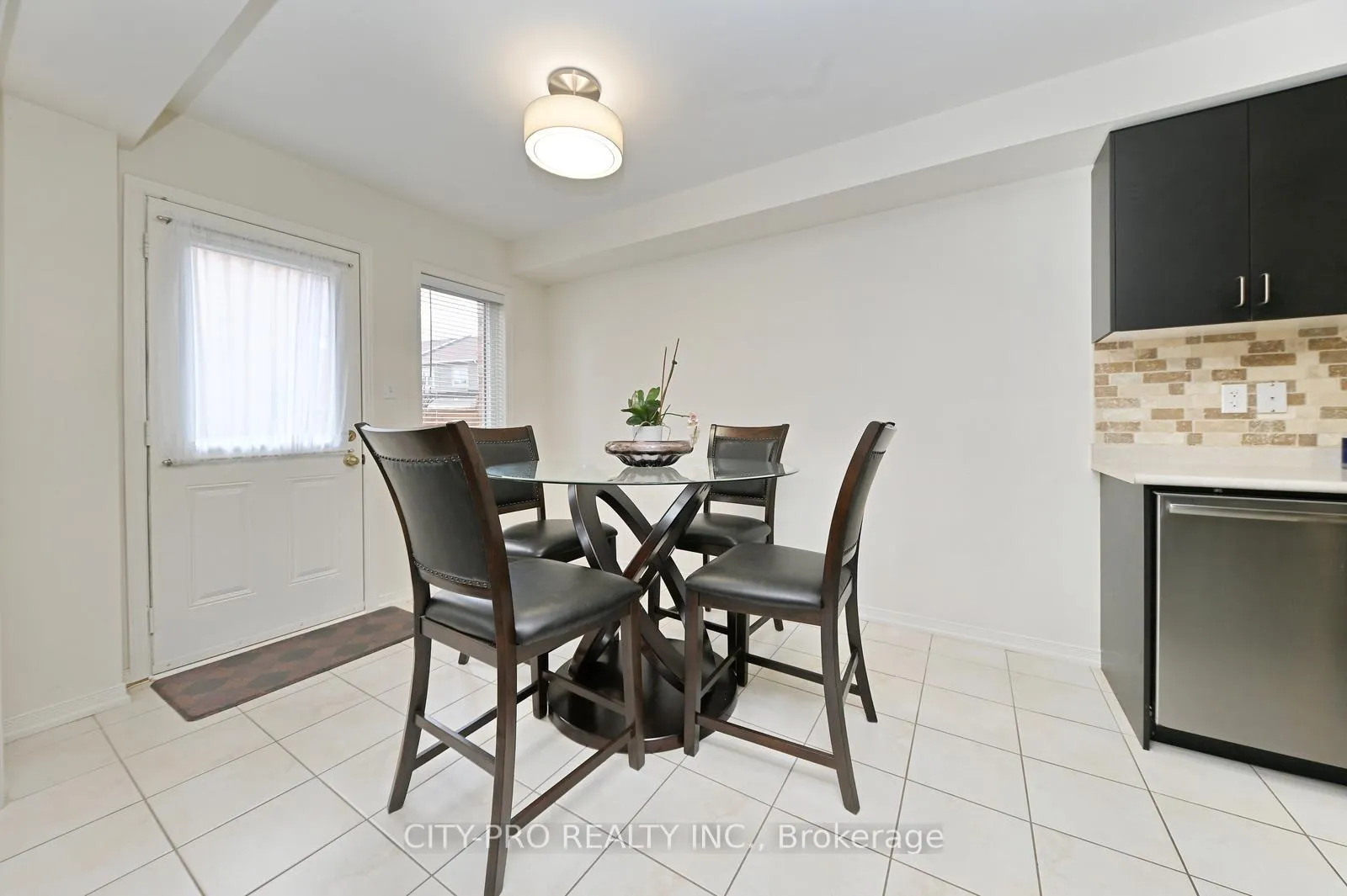 Photo 13 of 230 Duncan Lane, Milton, Scott — HOMEH