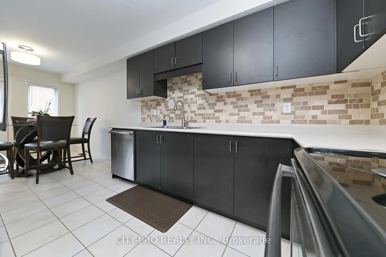 Photo 18 of 230 Duncan Lane, Milton, Scott — HOMEH