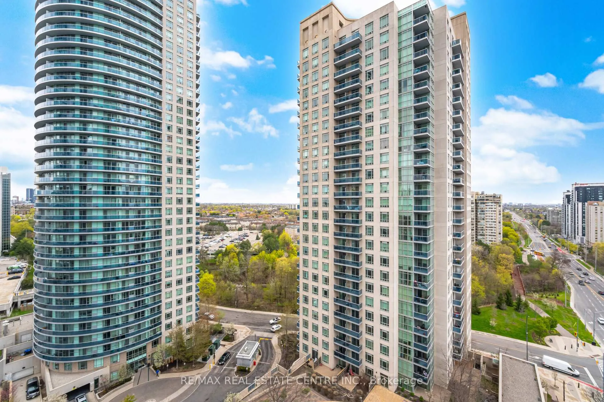 Front of Unit 1503, 70 Absolute Avenue