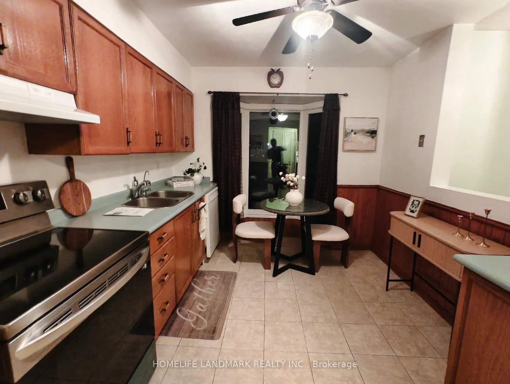 Photo 5 of Unit 57, 119 William Curtis Circle, Newmarket, Gorham-College Manor — HOMEH