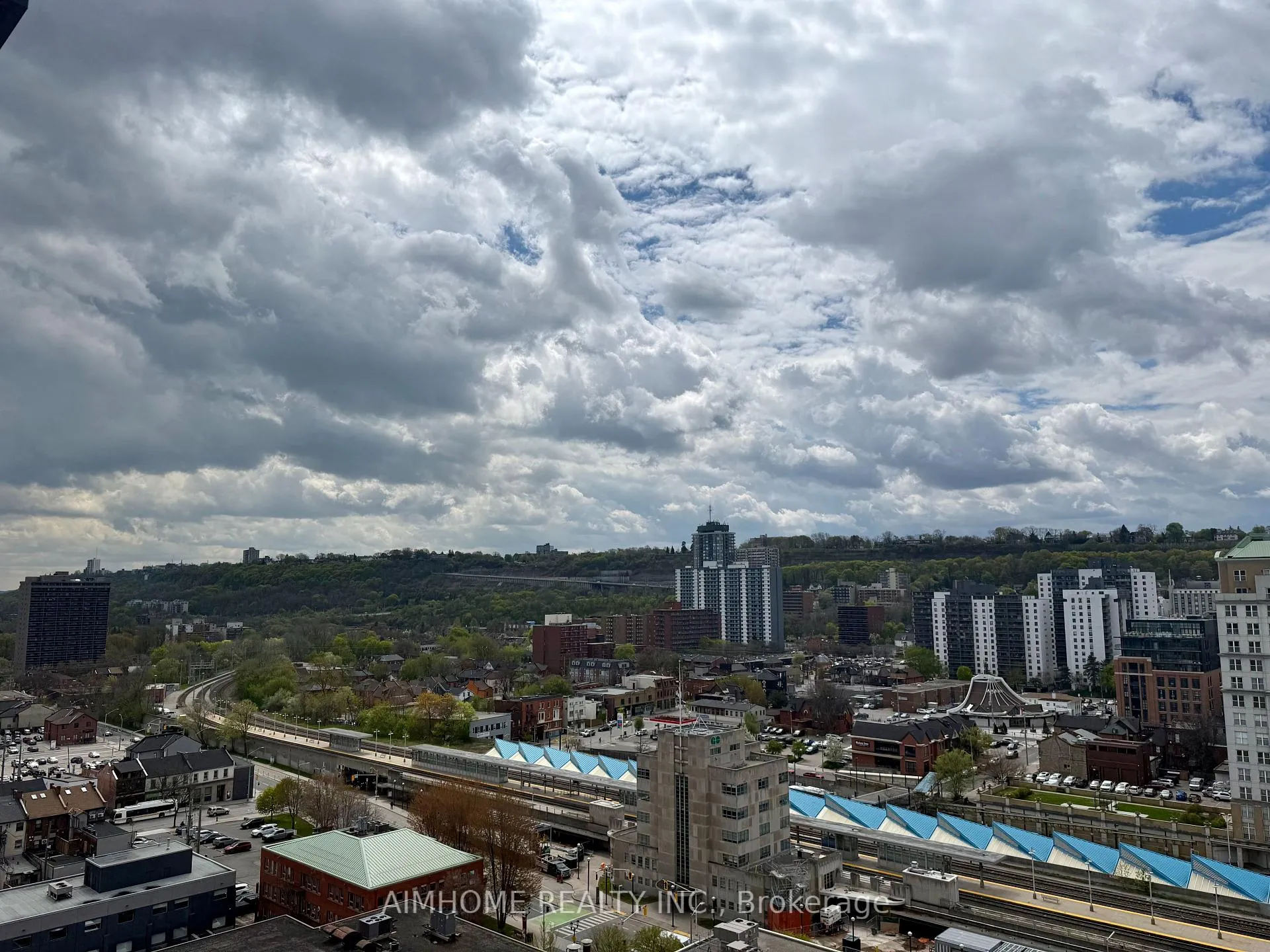 Photo 12 of Unit 1521, 75 James Street S, Hamilton, Corktown — HOMEH