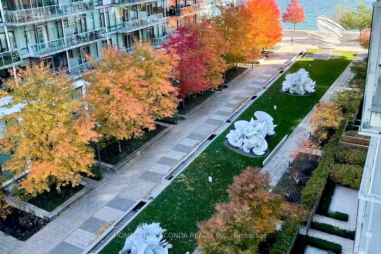 Photo 2 of Unit 624, 29 Queens Quay E, Toronto, Waterfront Communities — HOMEH