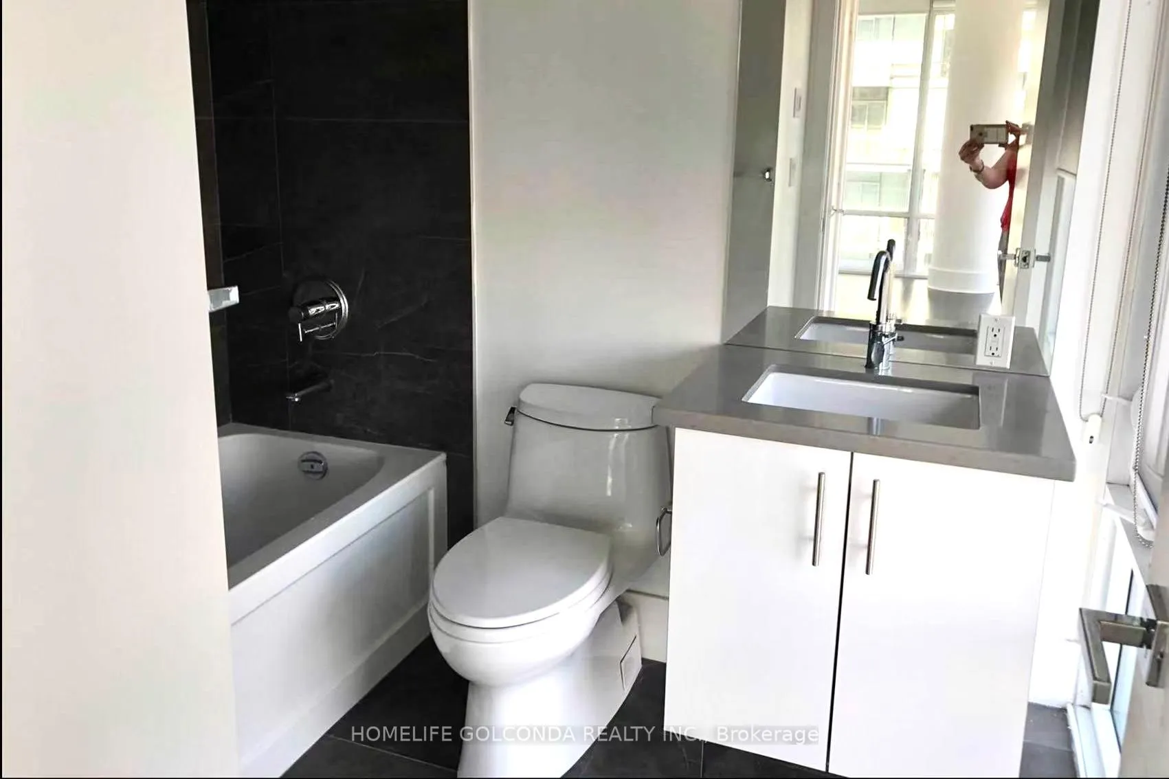 Photo 14 of Unit 624, 29 Queens Quay E, Toronto, Waterfront Communities — HOMEH
