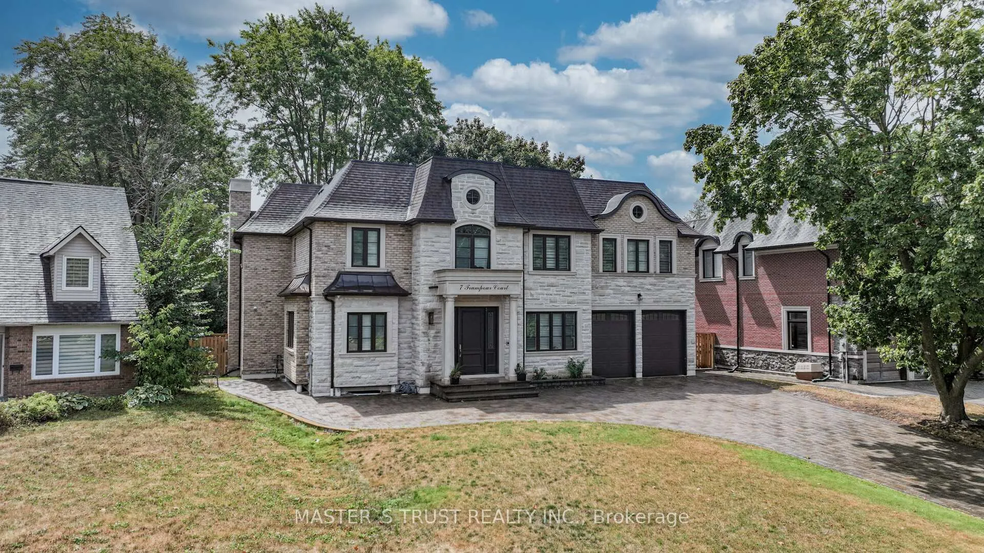 Photo 6 of 7 Trumpour Court, Markham, Unionville — HOMEH