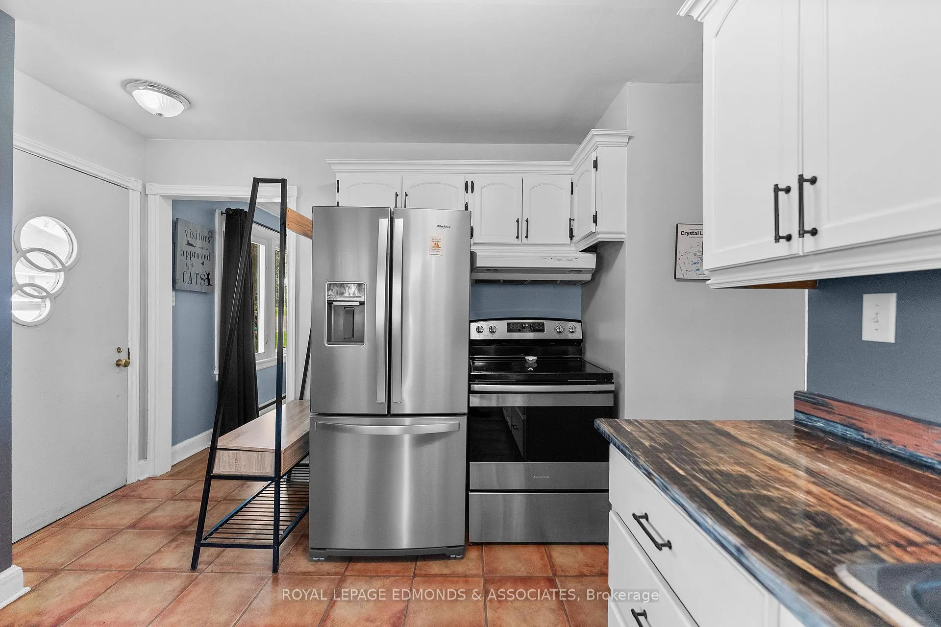 Photo 12 of 286 Chamberlain Street, Pembroke — HOMEH