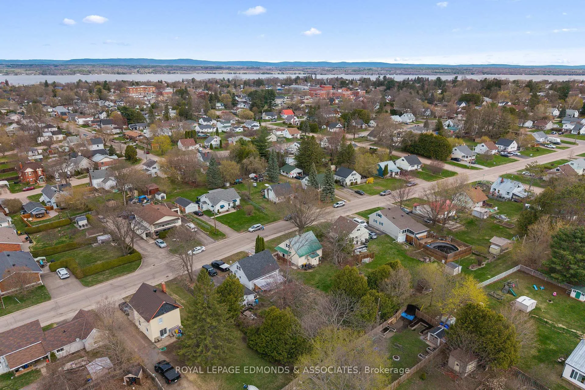 Photo 36 of 286 Chamberlain Street, Pembroke — HOMEH