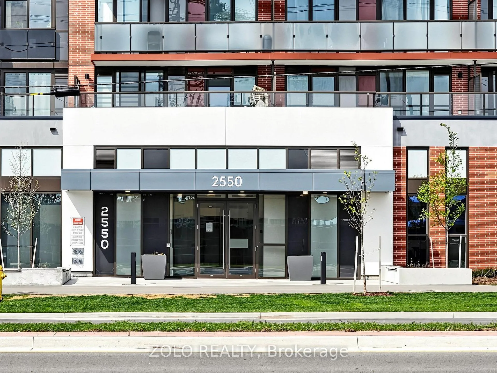 Photo 2 of Unit 315, 2550 Simcoe Street N, Oshawa, Windfields — HOMEH