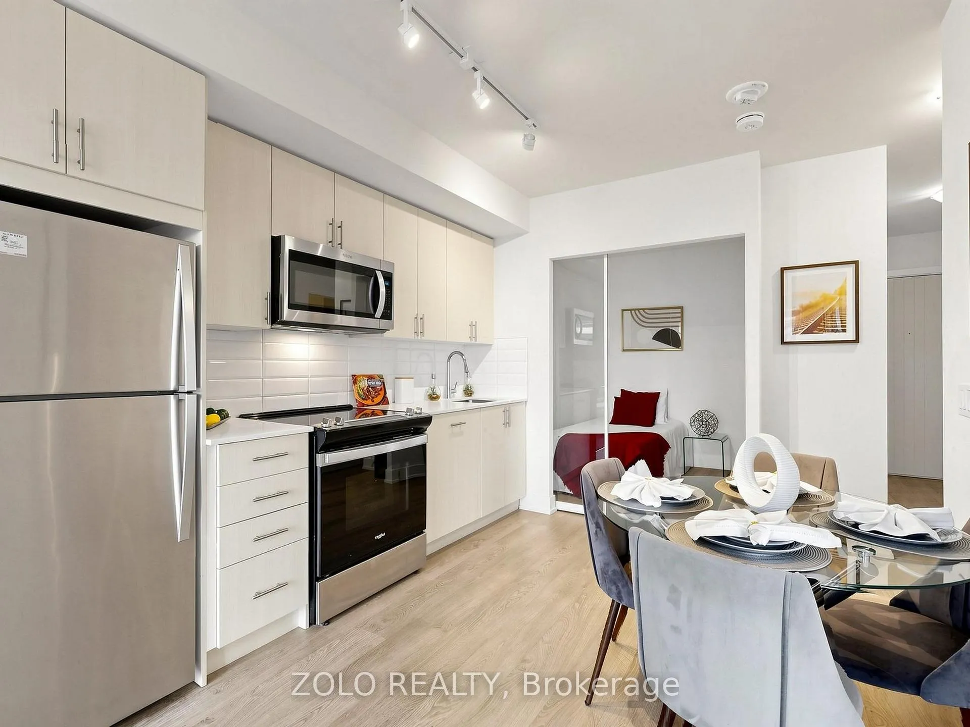 Photo 10 of Unit 315, 2550 Simcoe Street N, Oshawa, Windfields — HOMEH