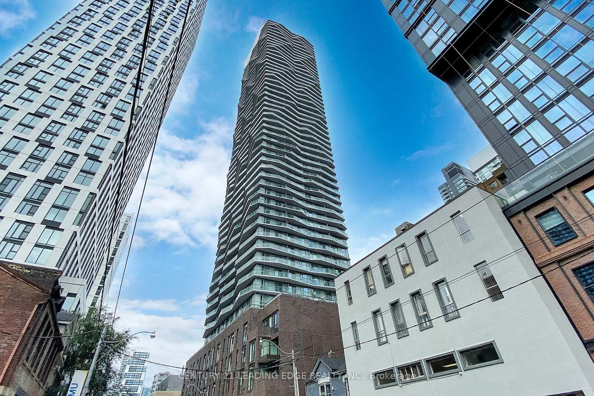 Front of Unit 4102, 100 Dalhousie Street