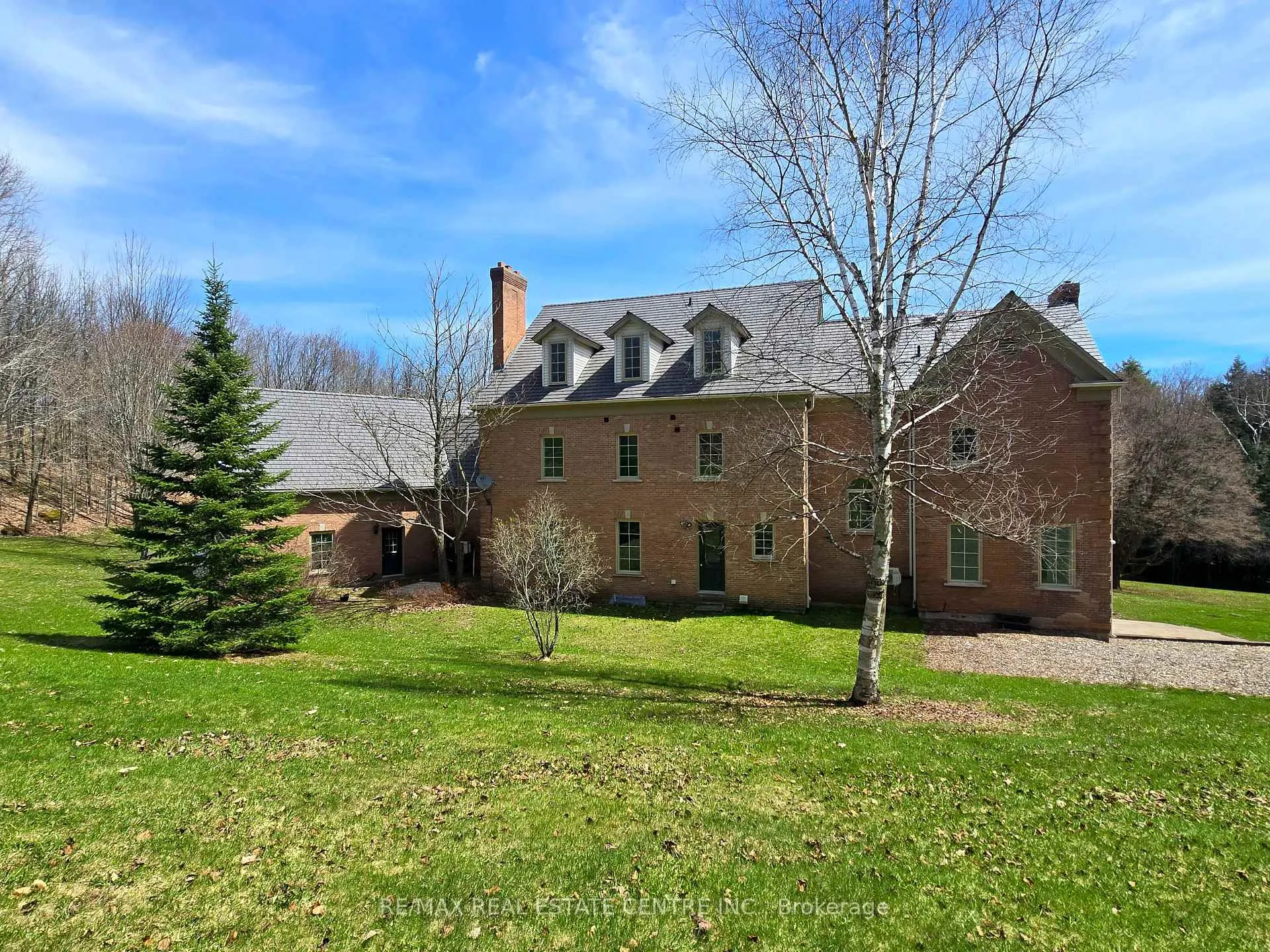 Photo 2 of 12 Flaherty Lane, Caledon, Rural Caledon — HOMEH