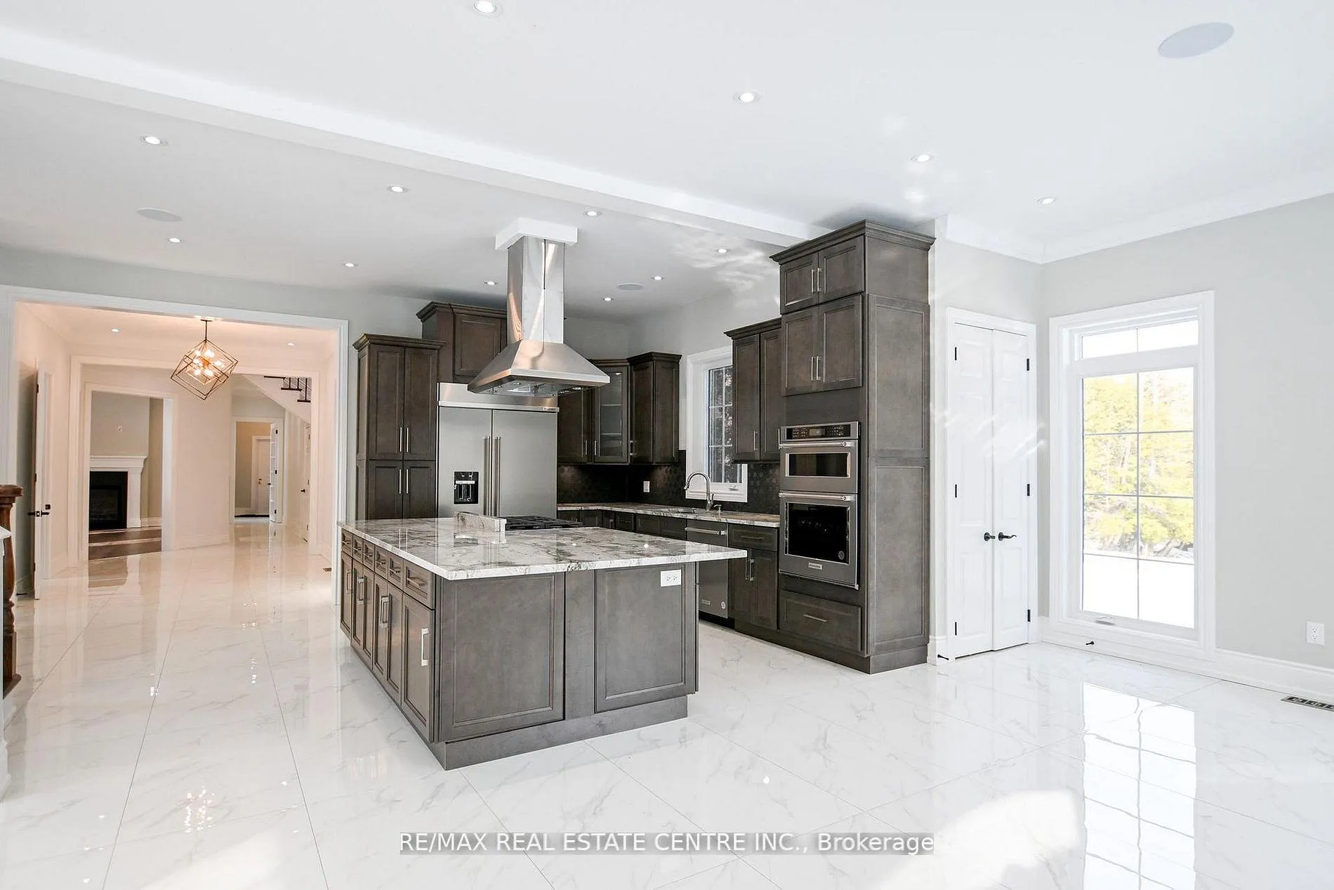 Photo 6 of 12 Flaherty Lane, Caledon, Rural Caledon — HOMEH
