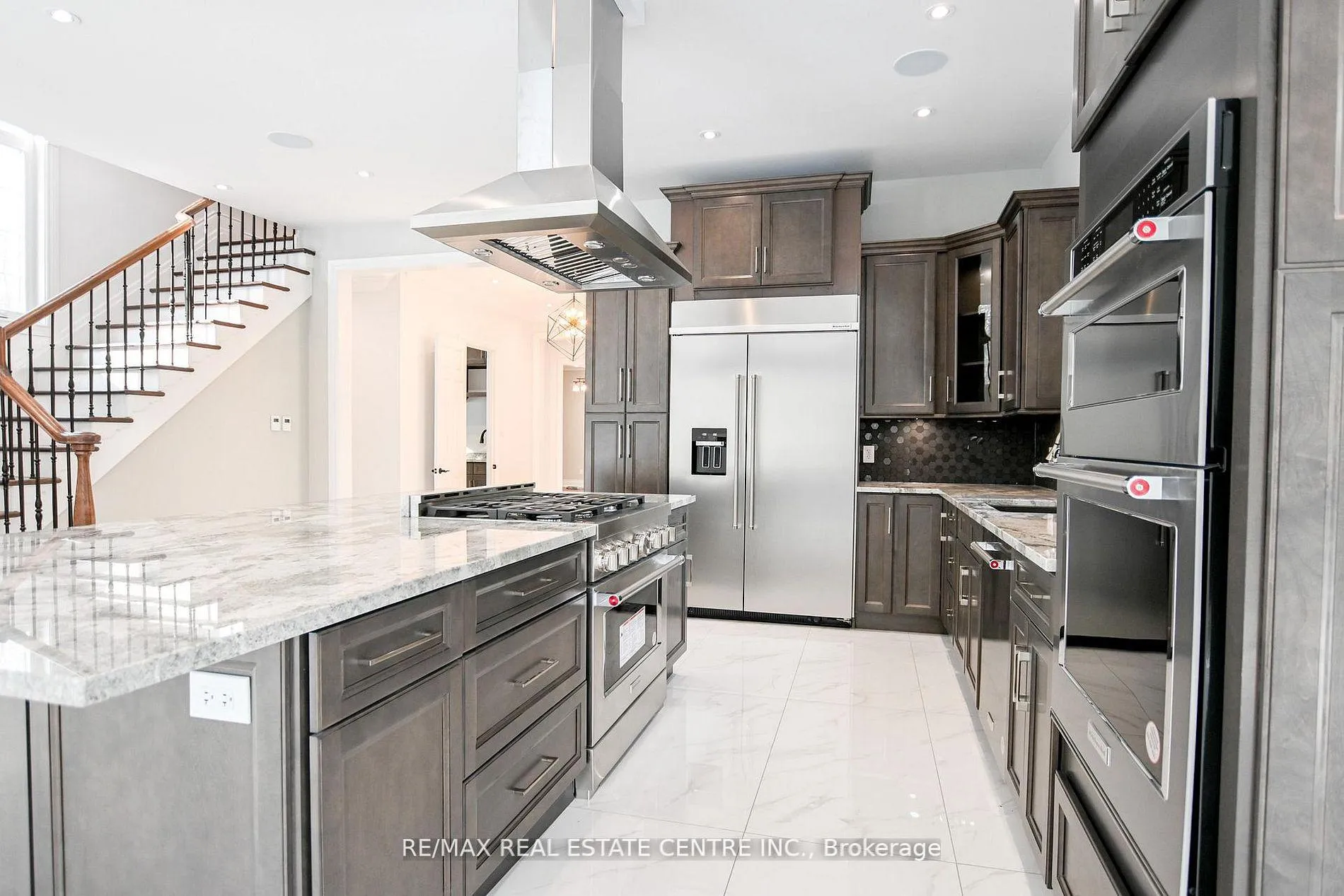 Photo 8 of 12 Flaherty Lane, Caledon, Rural Caledon — HOMEH