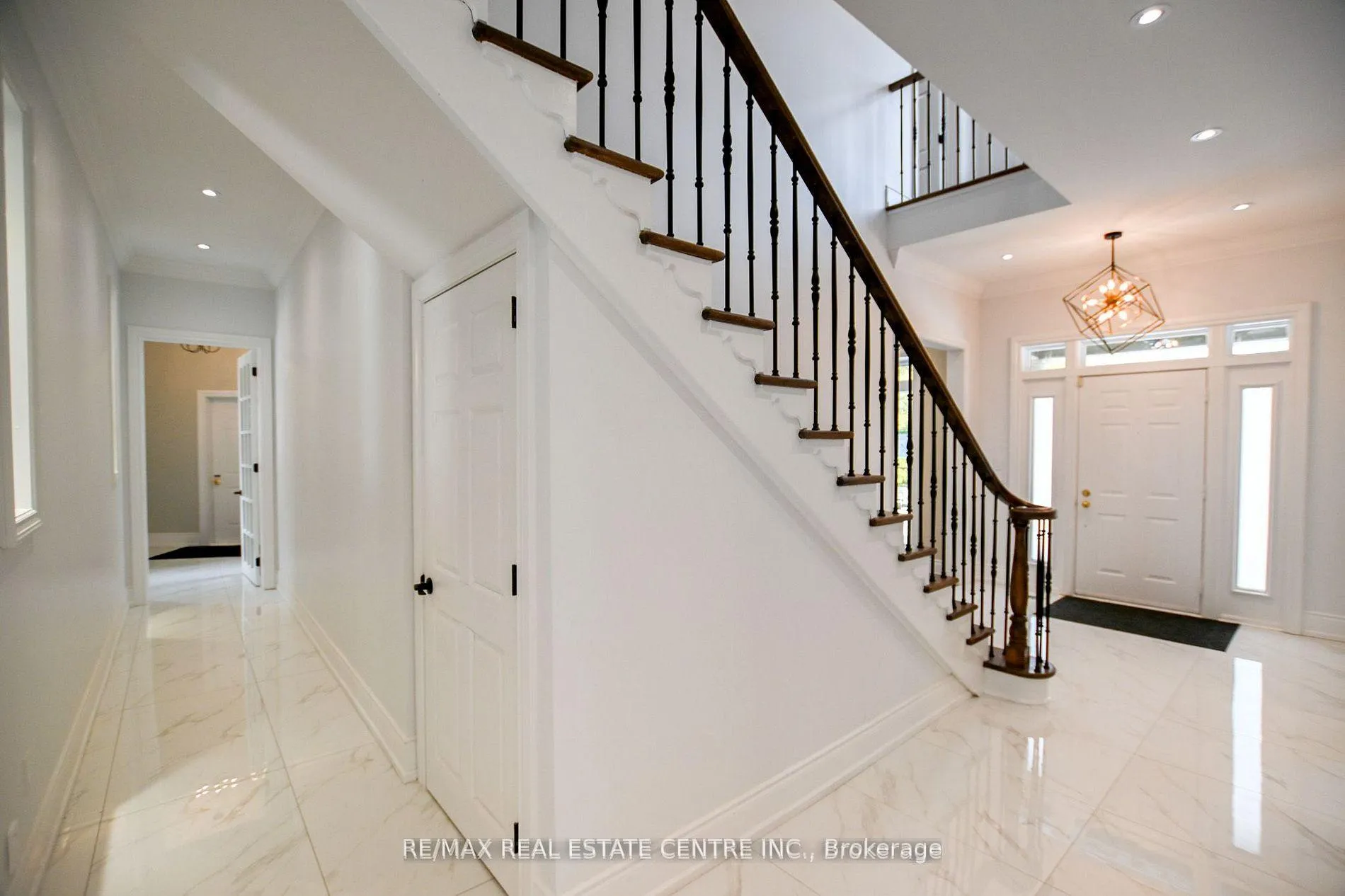 Photo 11 of 12 Flaherty Lane, Caledon, Rural Caledon — HOMEH
