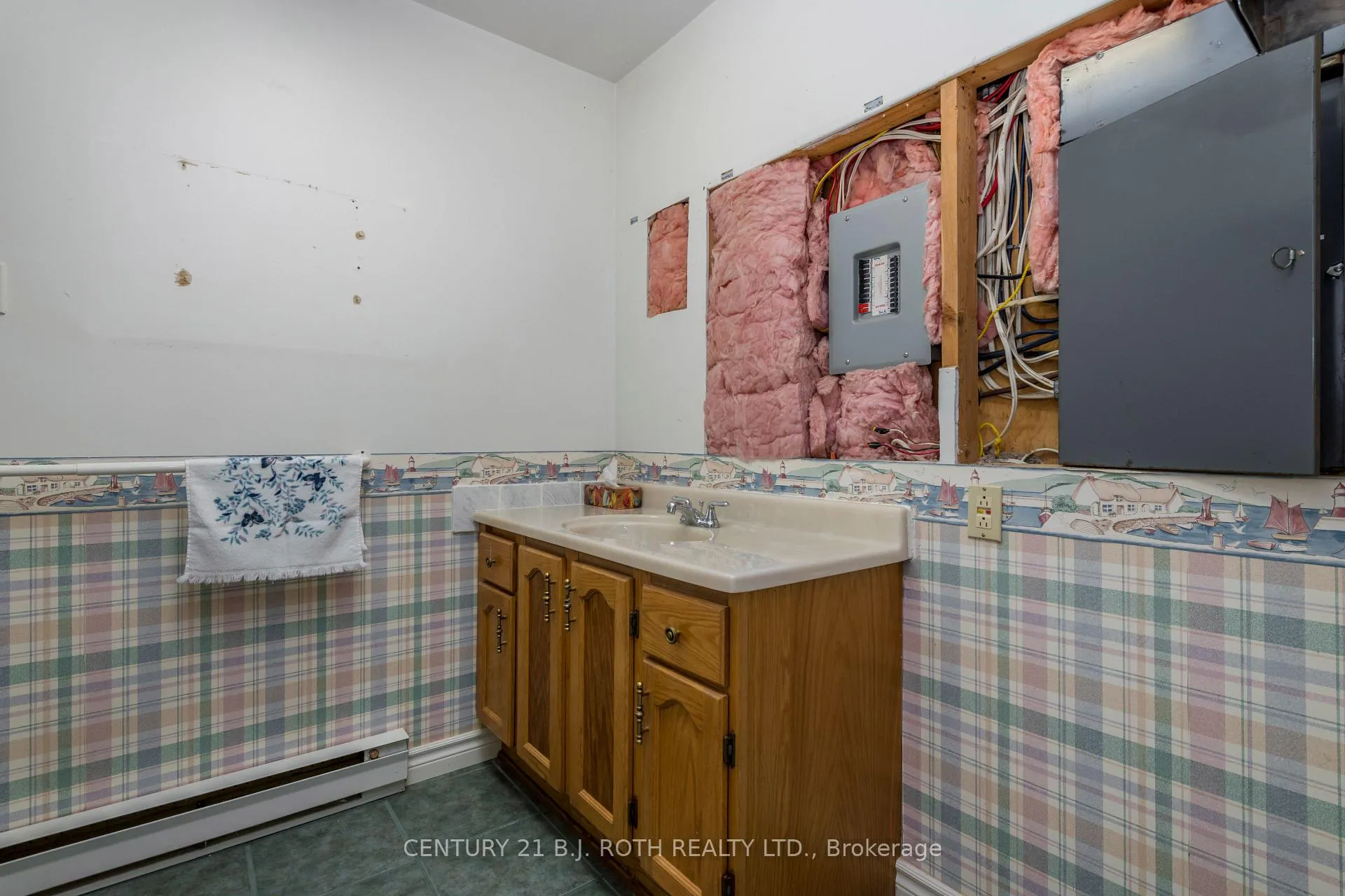 Photo 24 of 1056 Birchcliffe Crescent, Severn, Rural Severn — HOMEH
