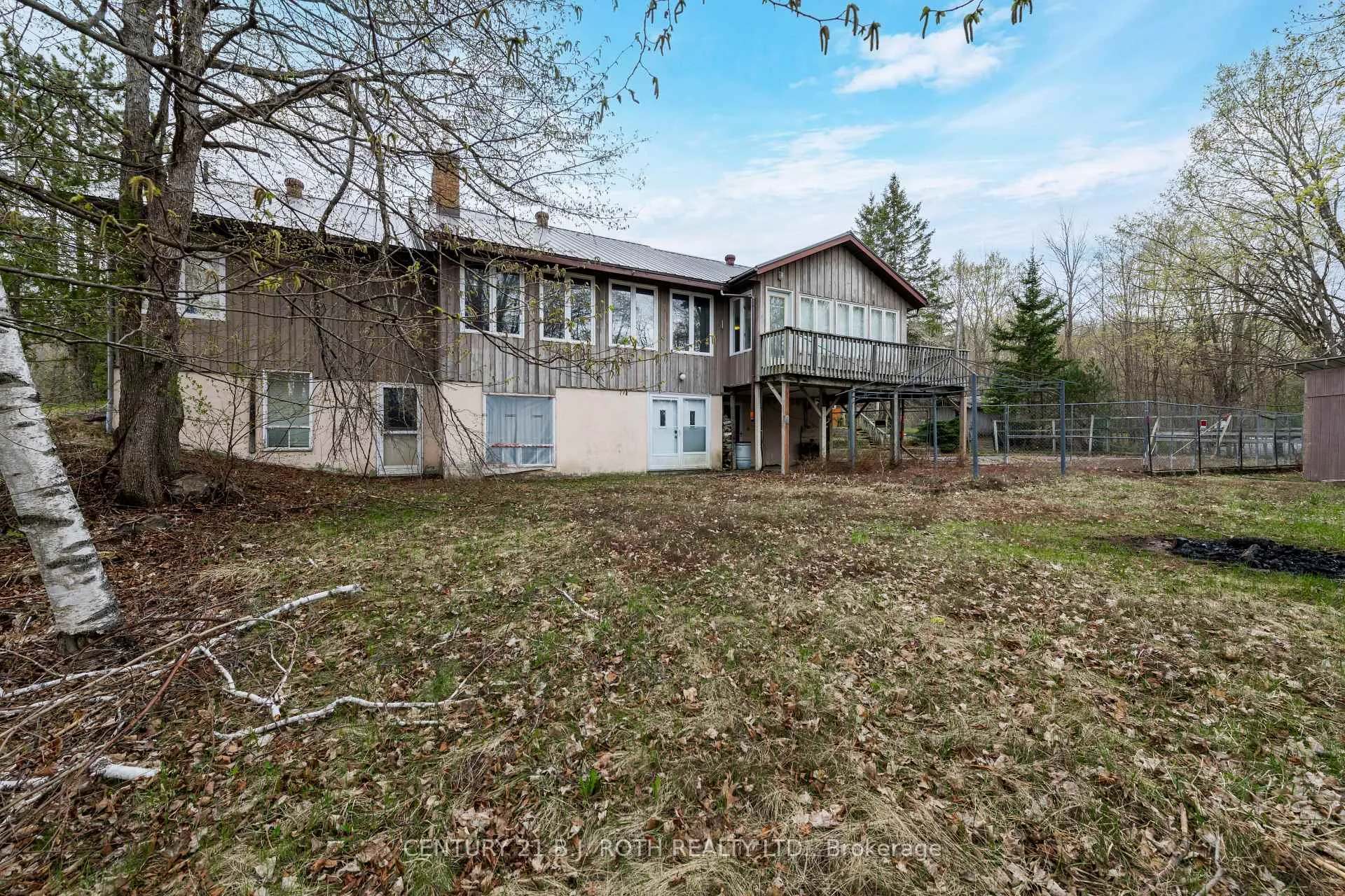 Photo 31 of 1056 Birchcliffe Crescent, Severn, Rural Severn — HOMEH