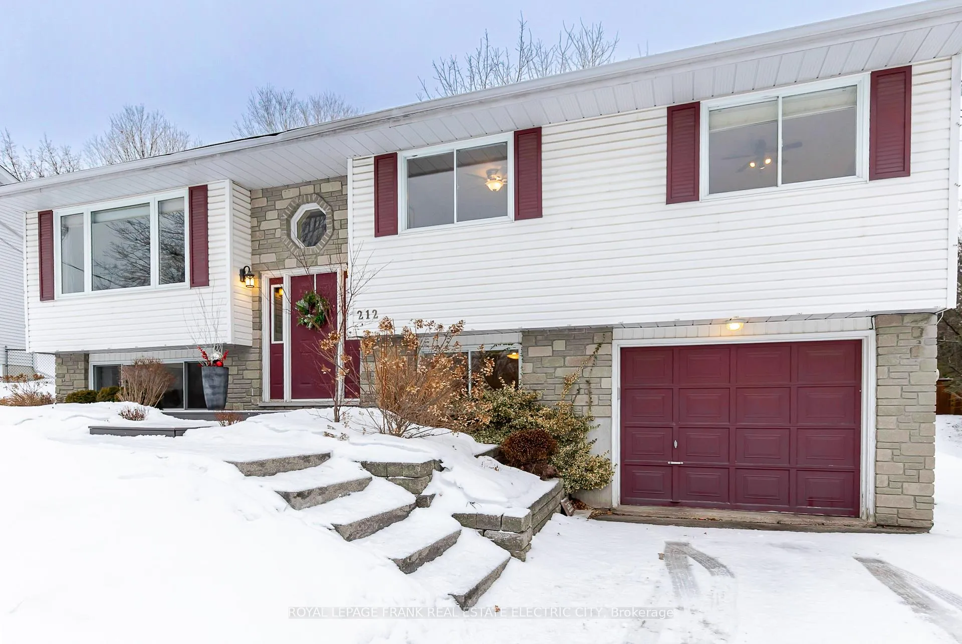 Photo 2 of 212 Gallagher Street, Peterborough, Northcrest Ward 5 — HOMEH