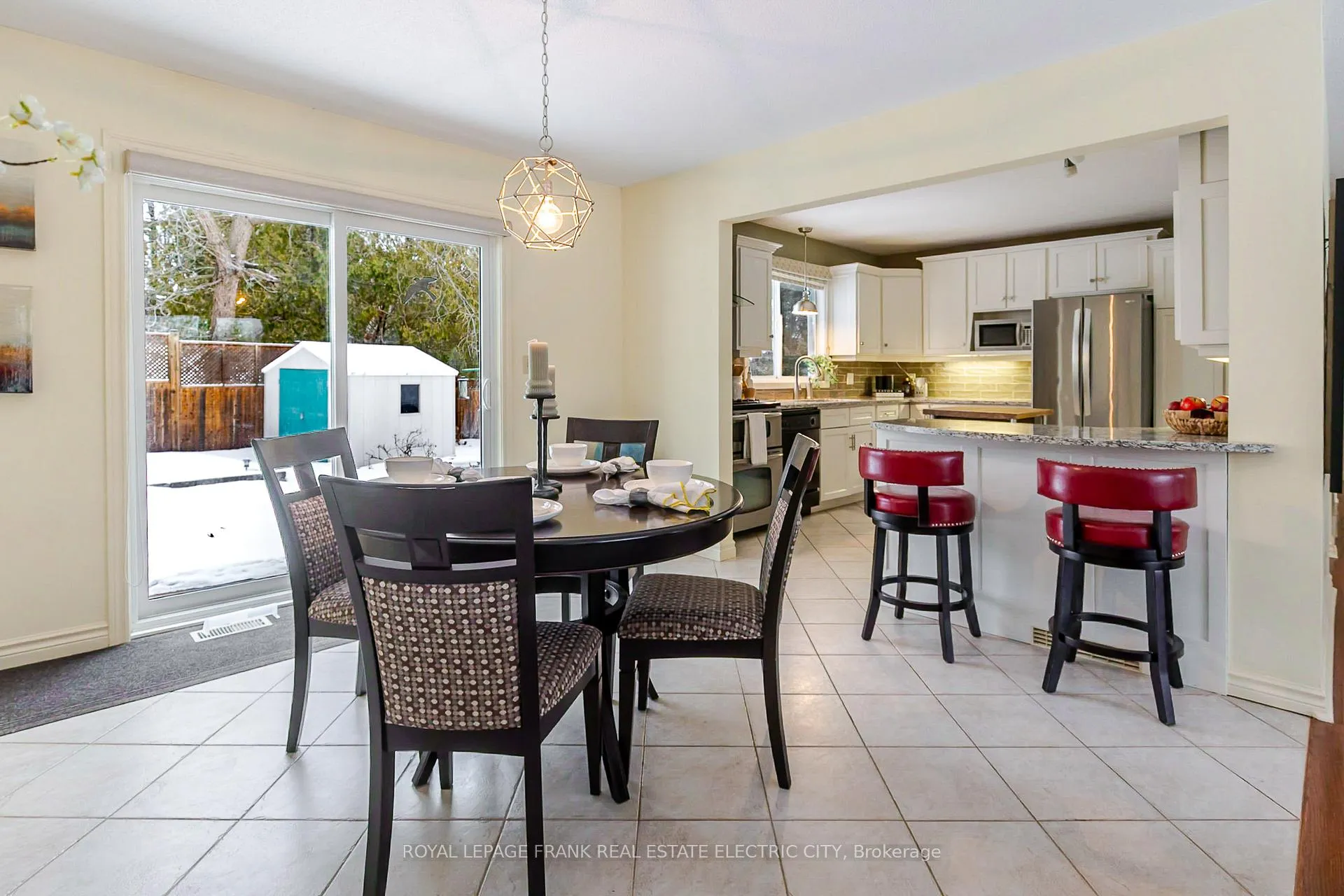 Photo 10 of 212 Gallagher Street, Peterborough, Northcrest Ward 5 — HOMEH