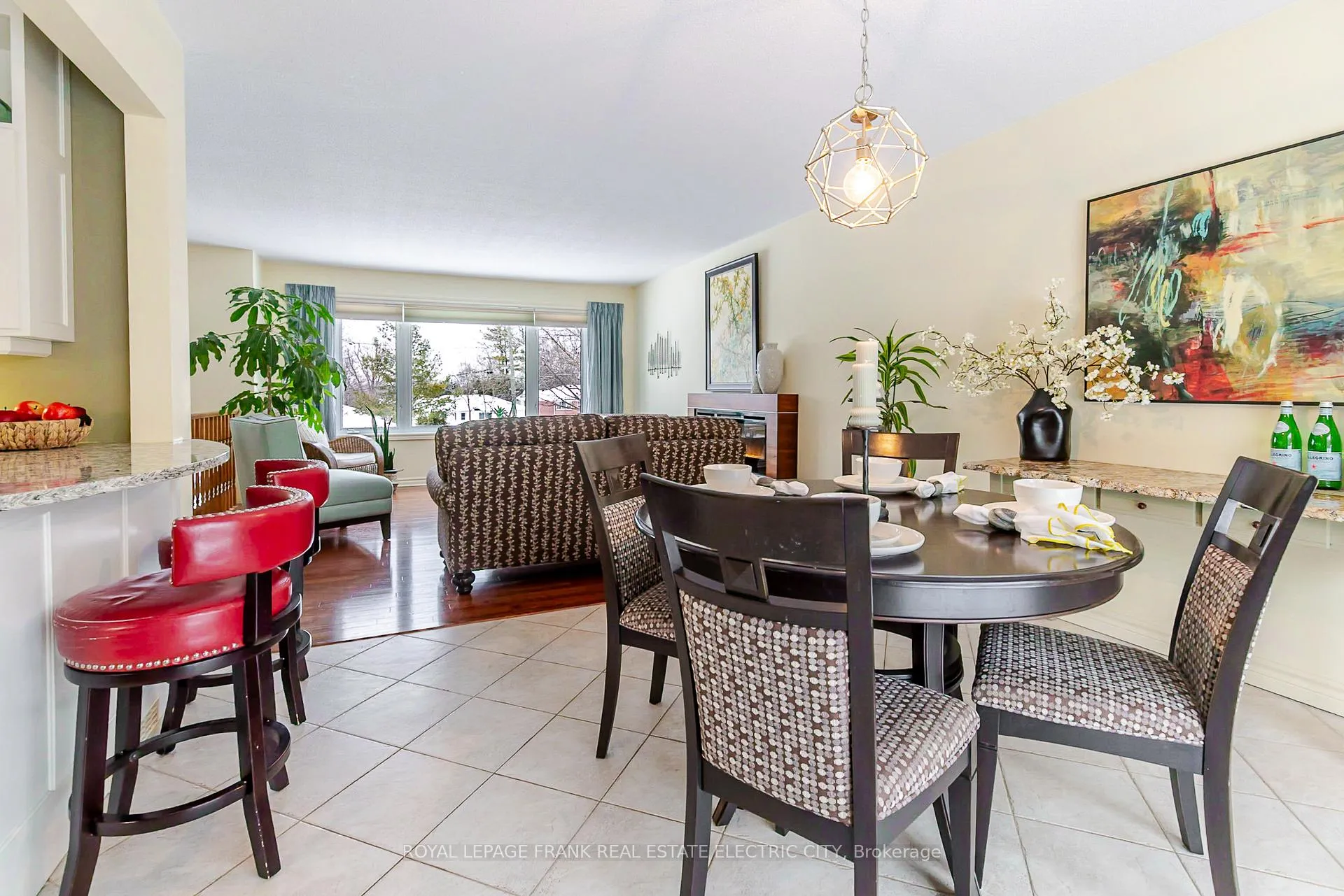 Photo 12 of 212 Gallagher Street, Peterborough, Northcrest Ward 5 — HOMEH