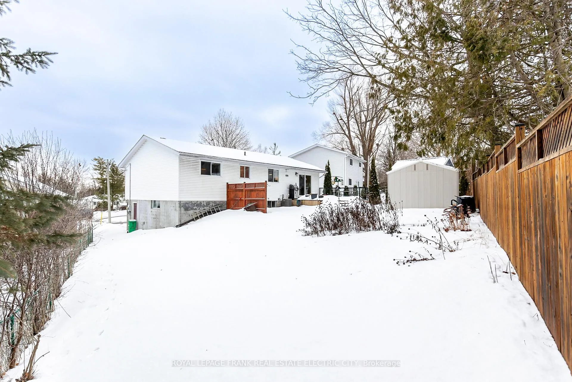 Photo 45 of 212 Gallagher Street, Peterborough, Northcrest Ward 5 — HOMEH