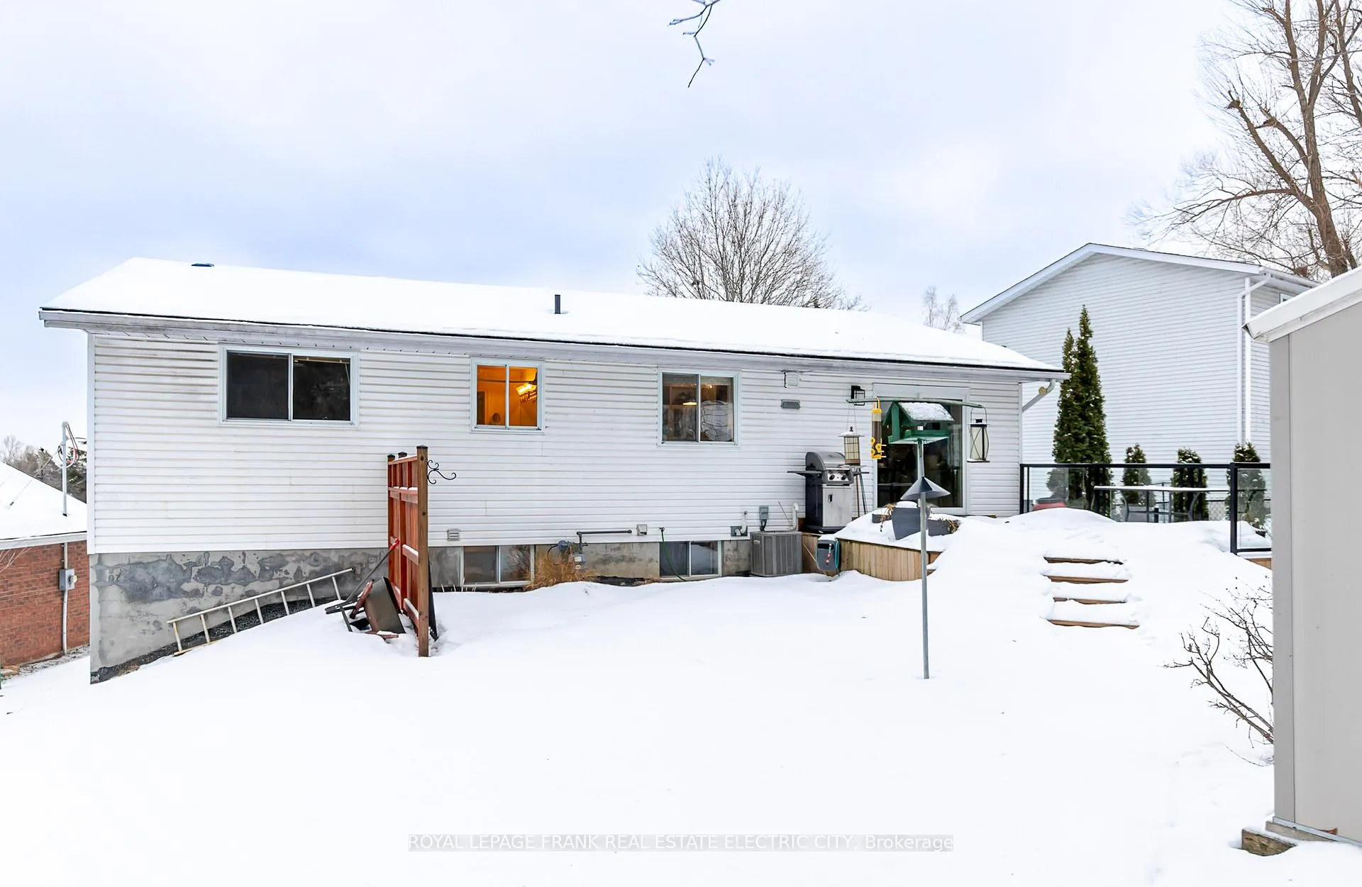 Photo 46 of 212 Gallagher Street, Peterborough, Northcrest Ward 5 — HOMEH