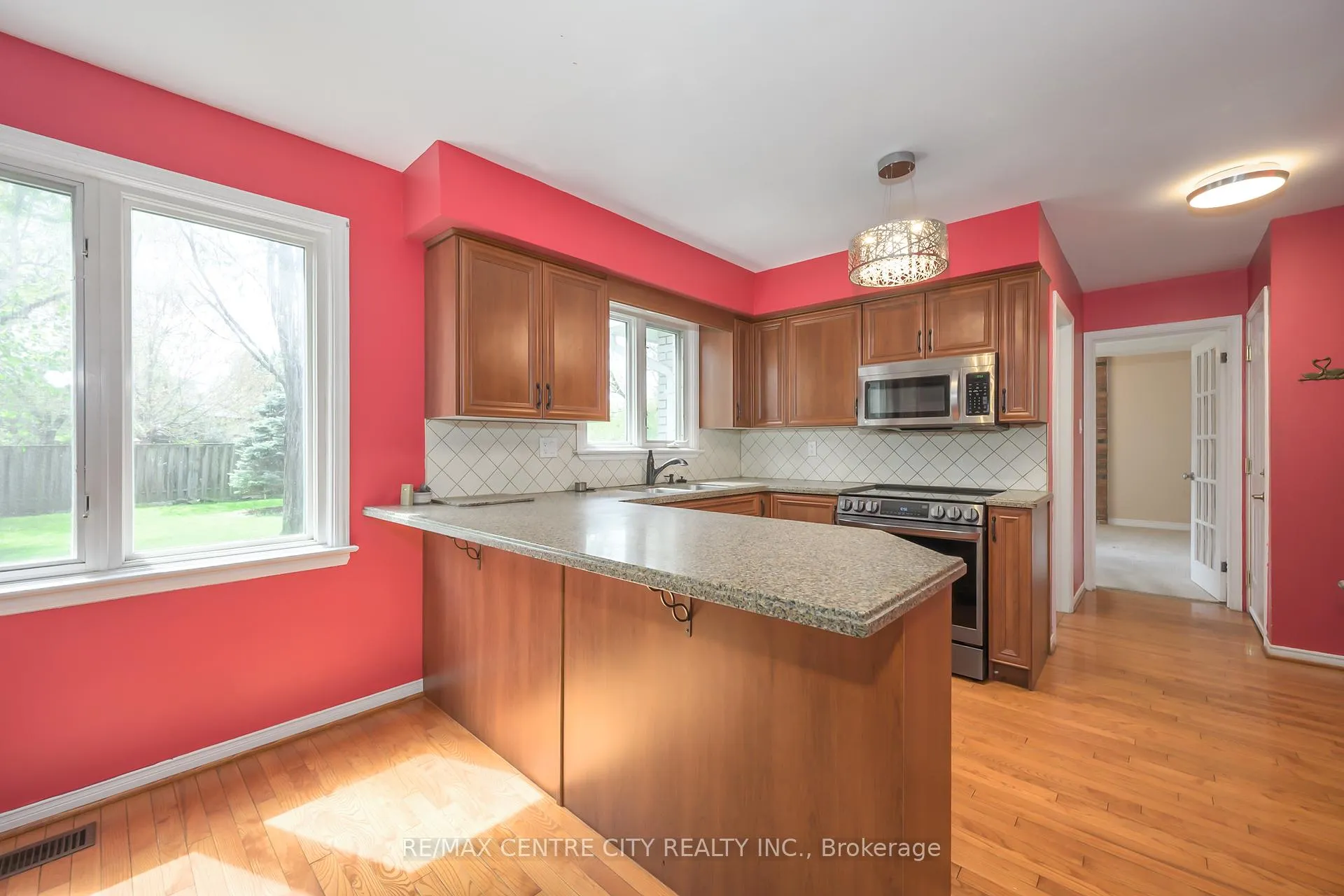 Photo 14 of 42 Annadale Drive, London, North J — HOMEH