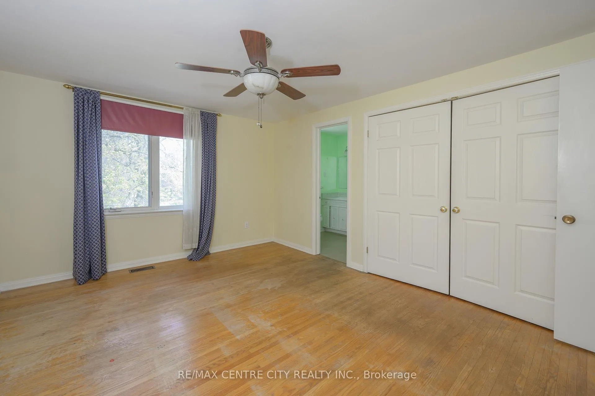 Photo 21 of 42 Annadale Drive, London, North J — HOMEH