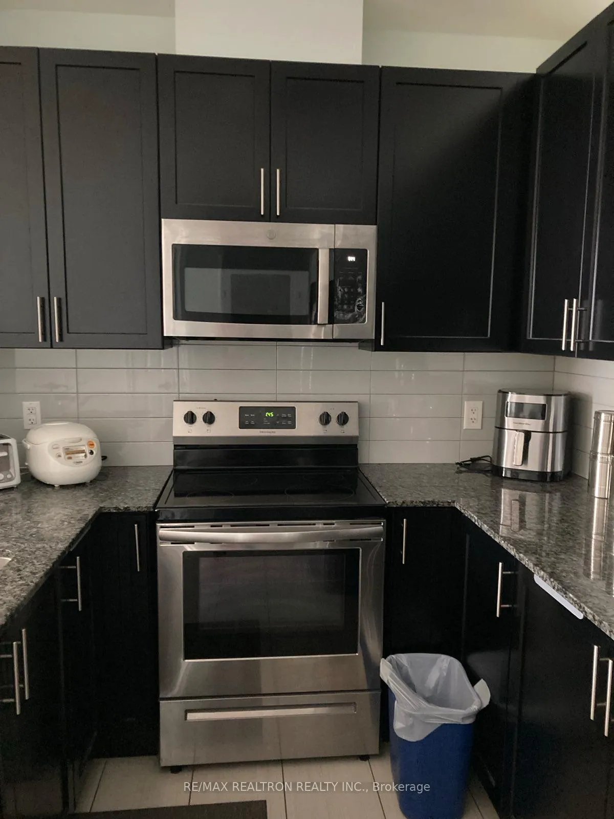 Photo 7 of Unit 9, 7325 Markham Road, Markham, Cedarwood — HOMEH