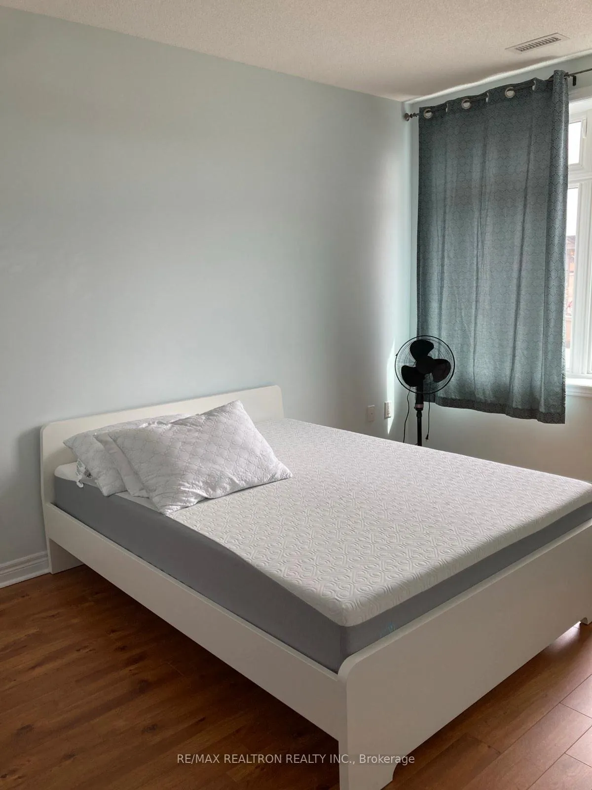 Photo 9 of Unit 9, 7325 Markham Road, Markham, Cedarwood — HOMEH