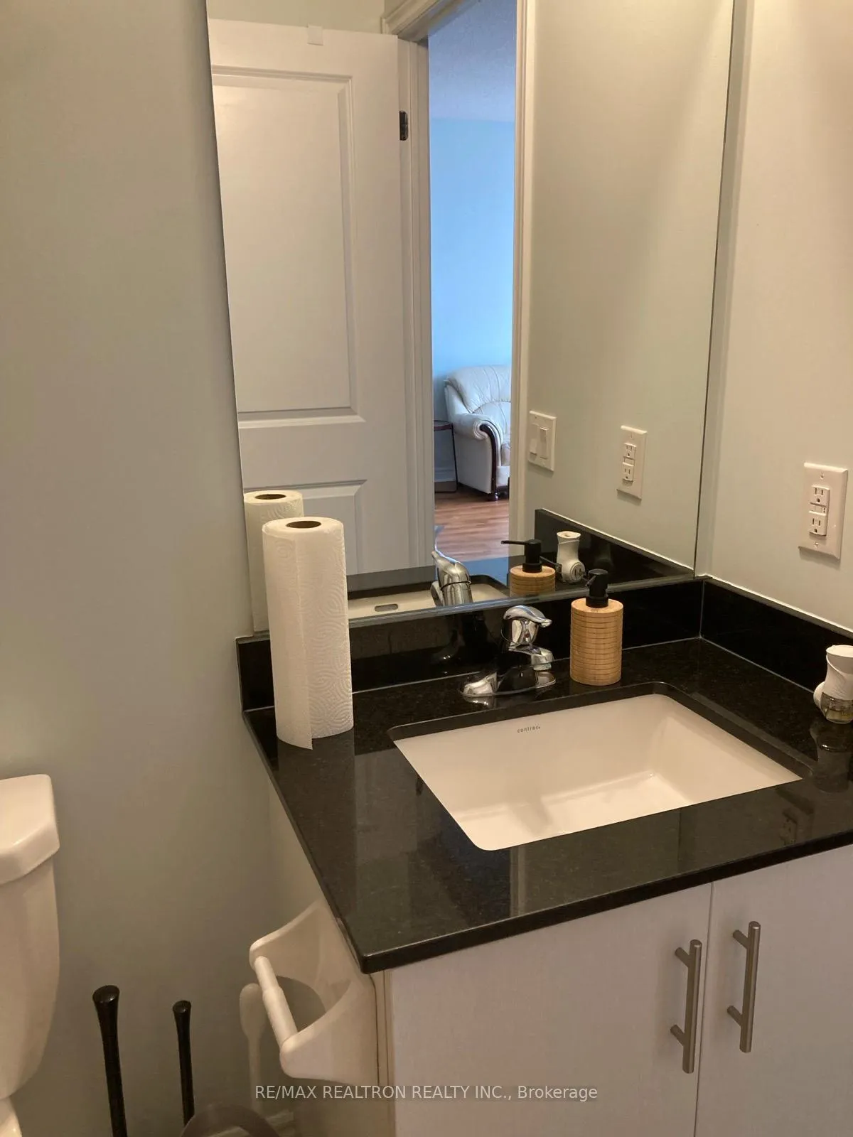 Photo 16 of Unit 9, 7325 Markham Road, Markham, Cedarwood — HOMEH
