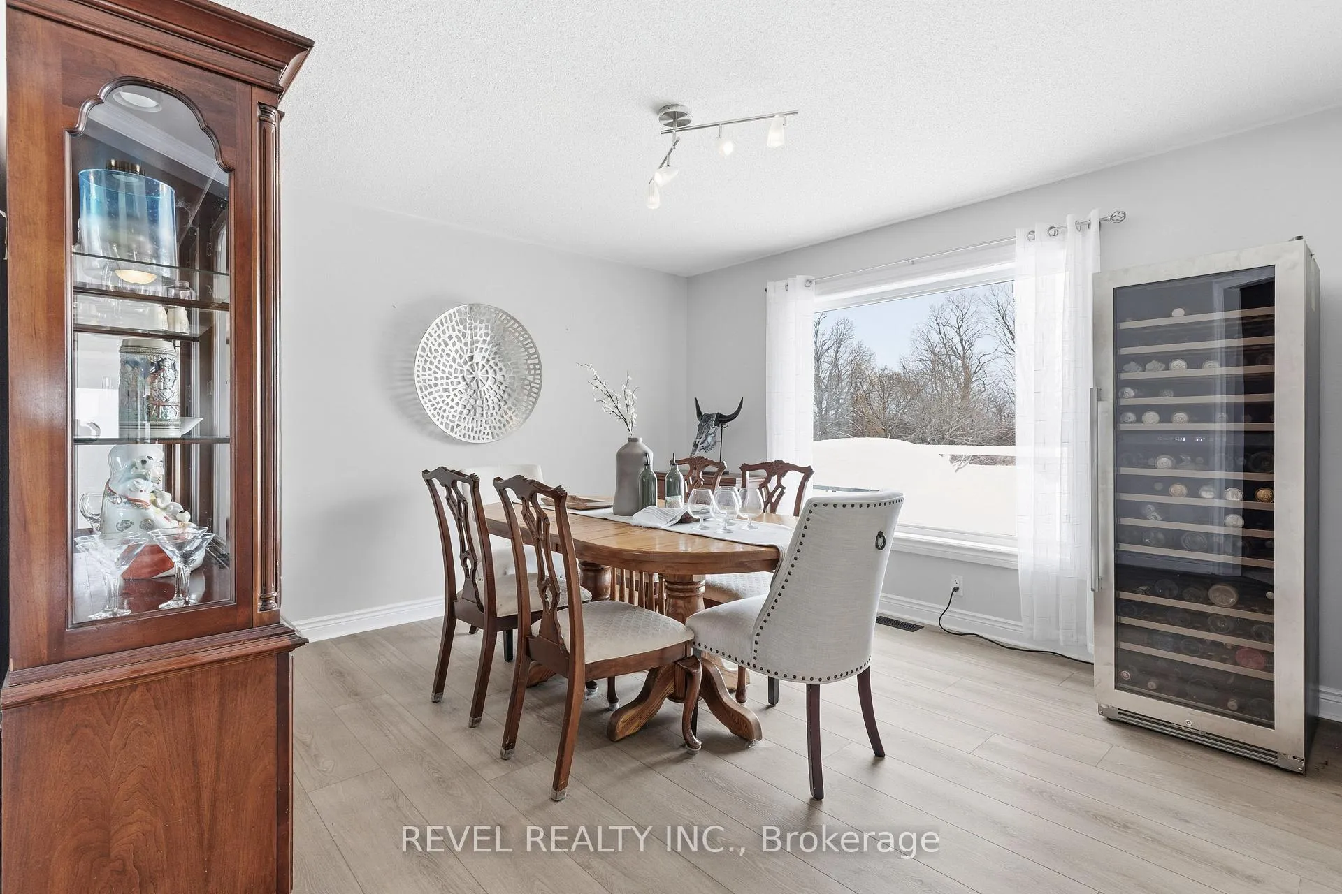 Photo 14 of 30 Castle Harbour Drive, Scugog, Port Perry — HOMEH