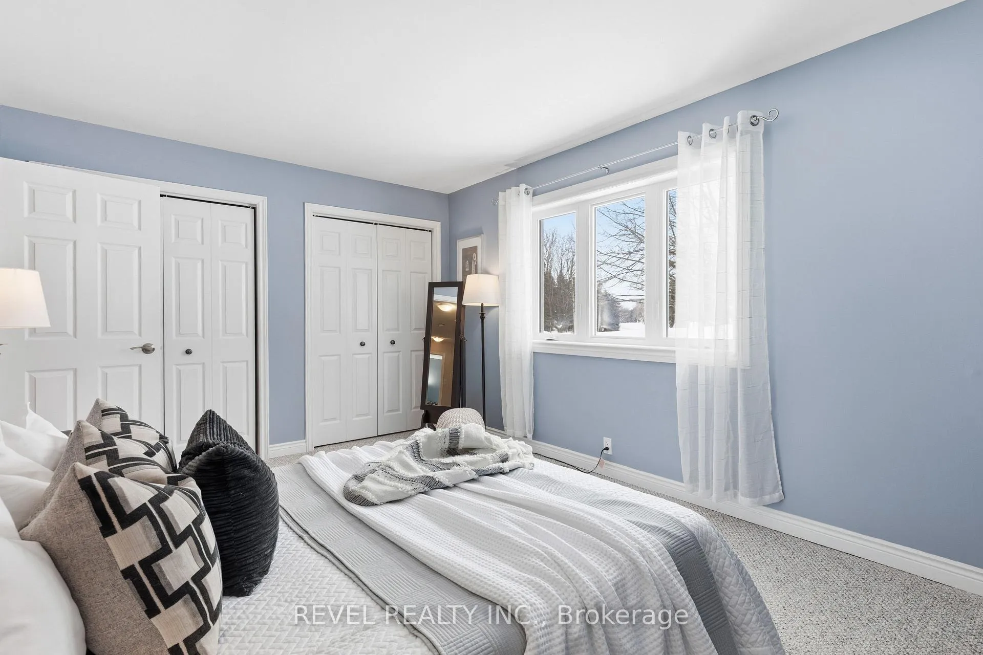 Photo 22 of 30 Castle Harbour Drive, Scugog, Port Perry — HOMEH