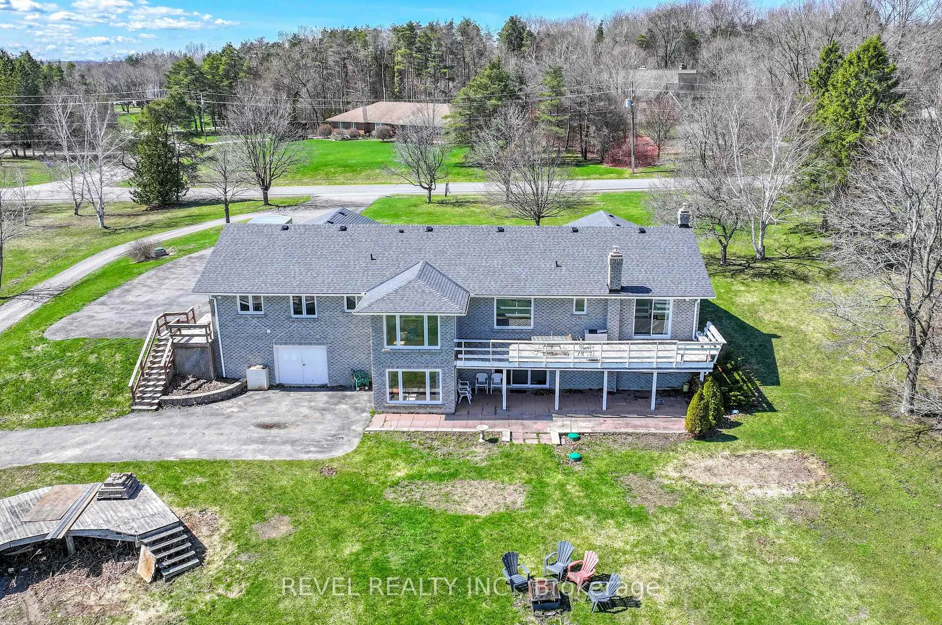 Photo 41 of 30 Castle Harbour Drive, Scugog, Port Perry — HOMEH