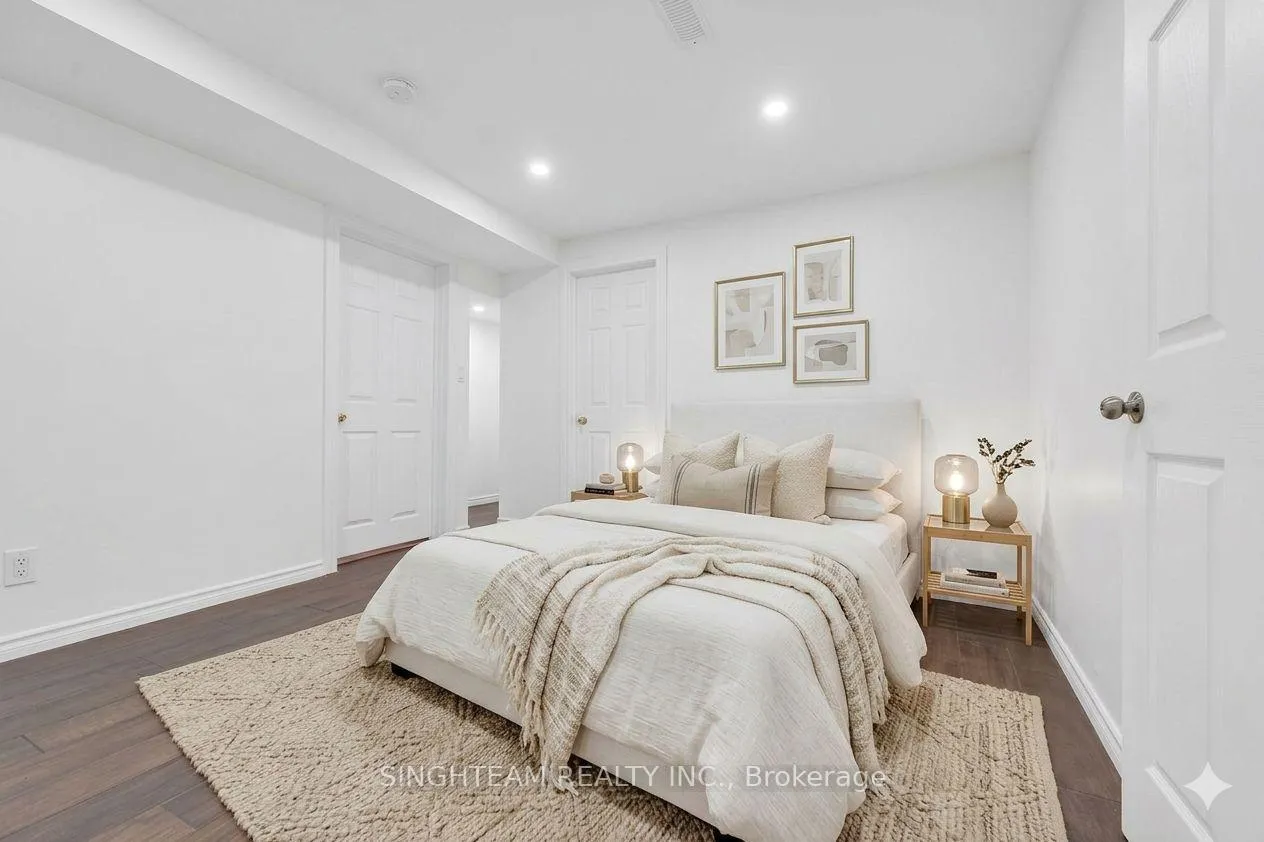 Photo 43 of 85 Cityview Circle, Barrie, Holly — HOMEH