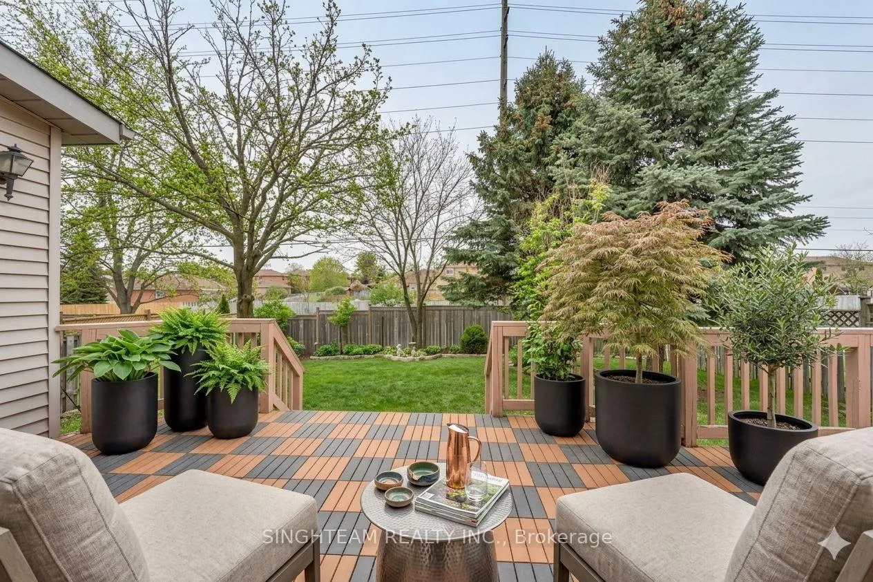 Photo 46 of 85 Cityview Circle, Barrie, Holly — HOMEH