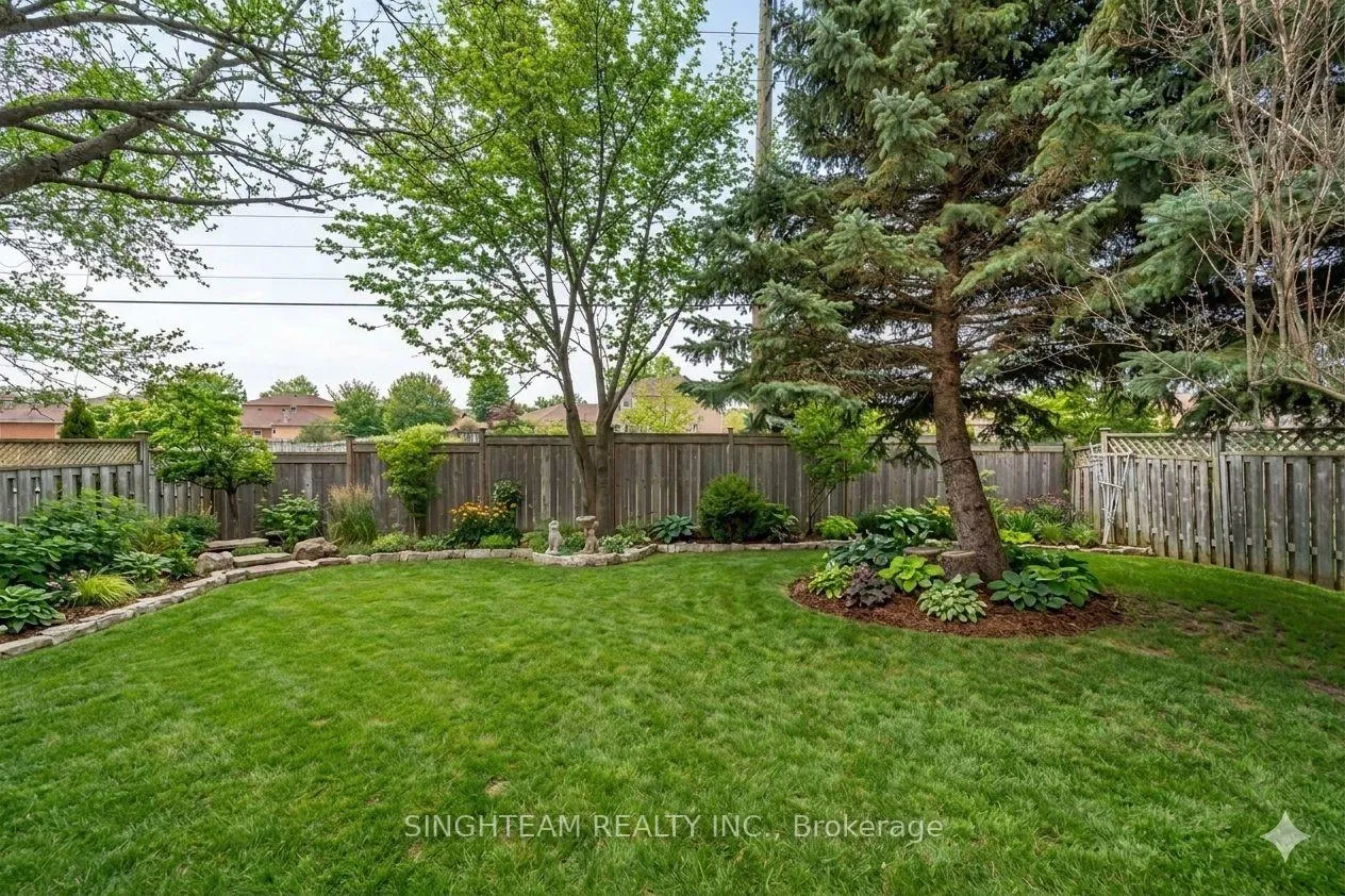 Photo 47 of 85 Cityview Circle, Barrie, Holly — HOMEH