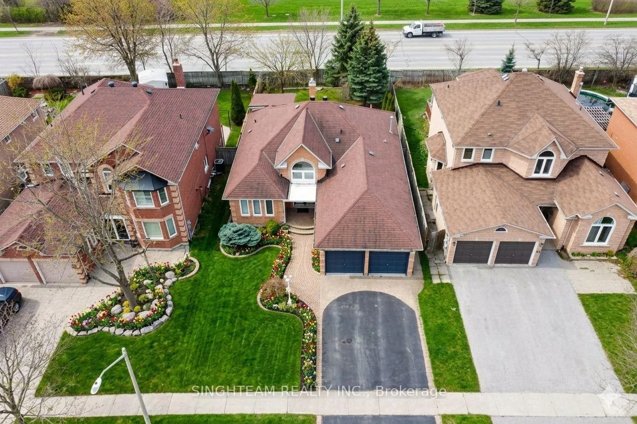Photo 49 of 85 Cityview Circle, Barrie, Holly — HOMEH