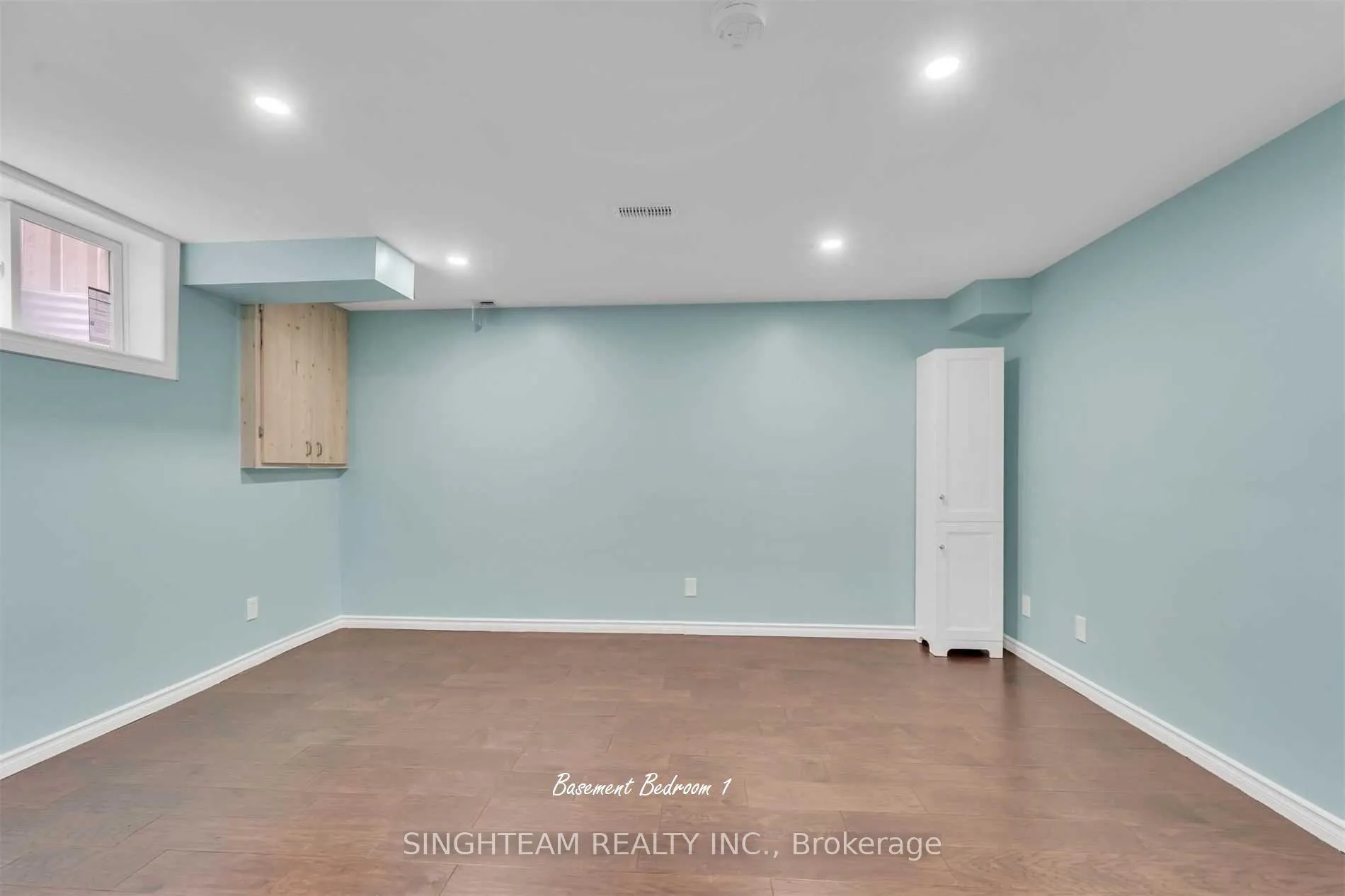Photo 17 of 85 Cityview Circle, Barrie, Holly — HOMEH