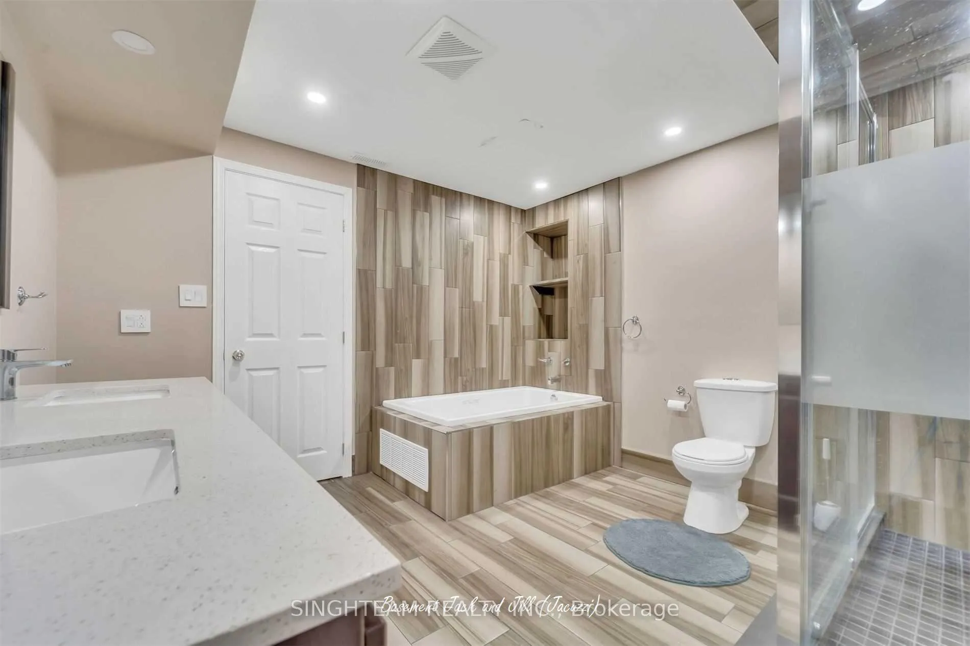 Photo 18 of 85 Cityview Circle, Barrie, Holly — HOMEH